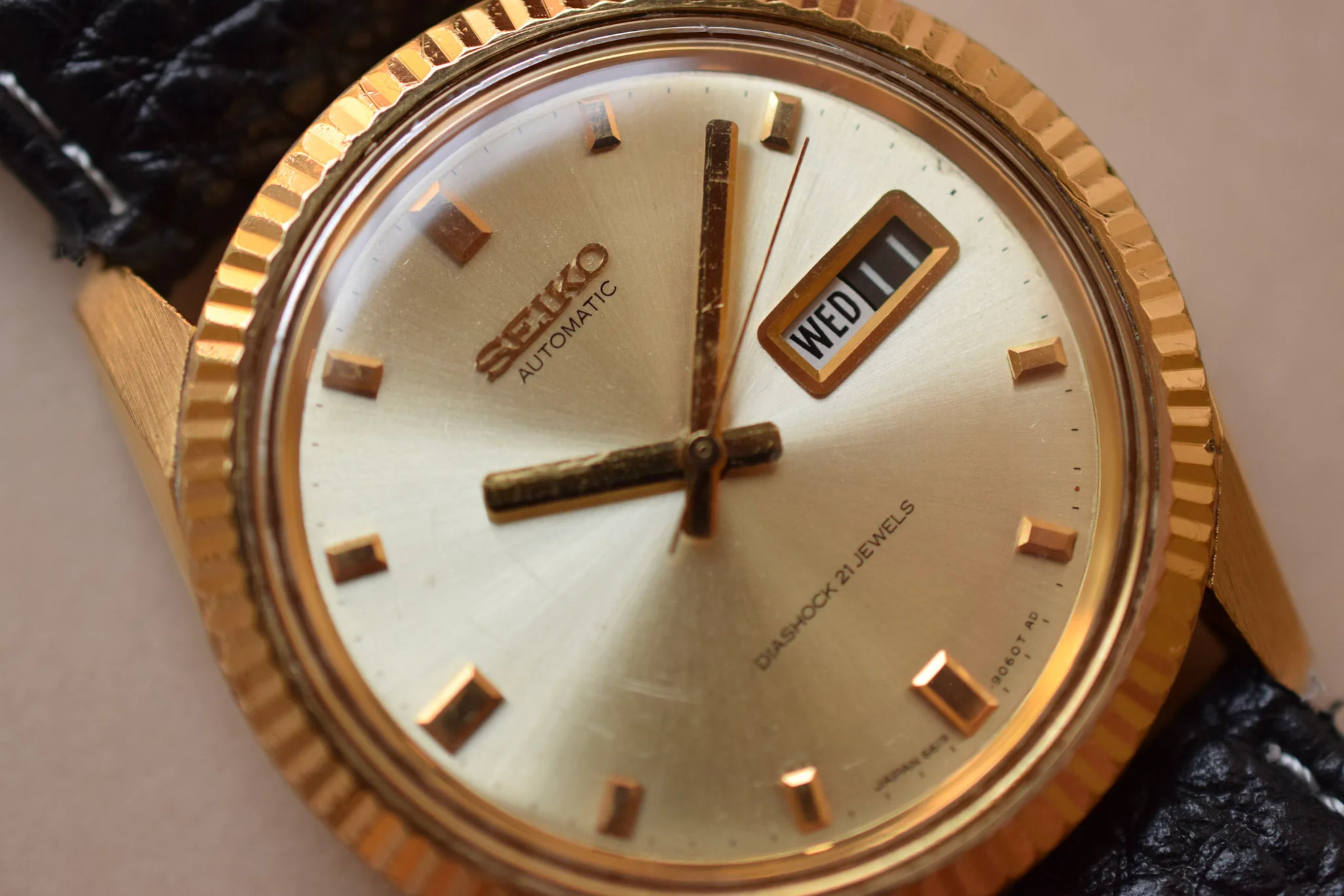 1966 Seiko 5 Sportsman Fluted Bezel Day-Date - Image 3