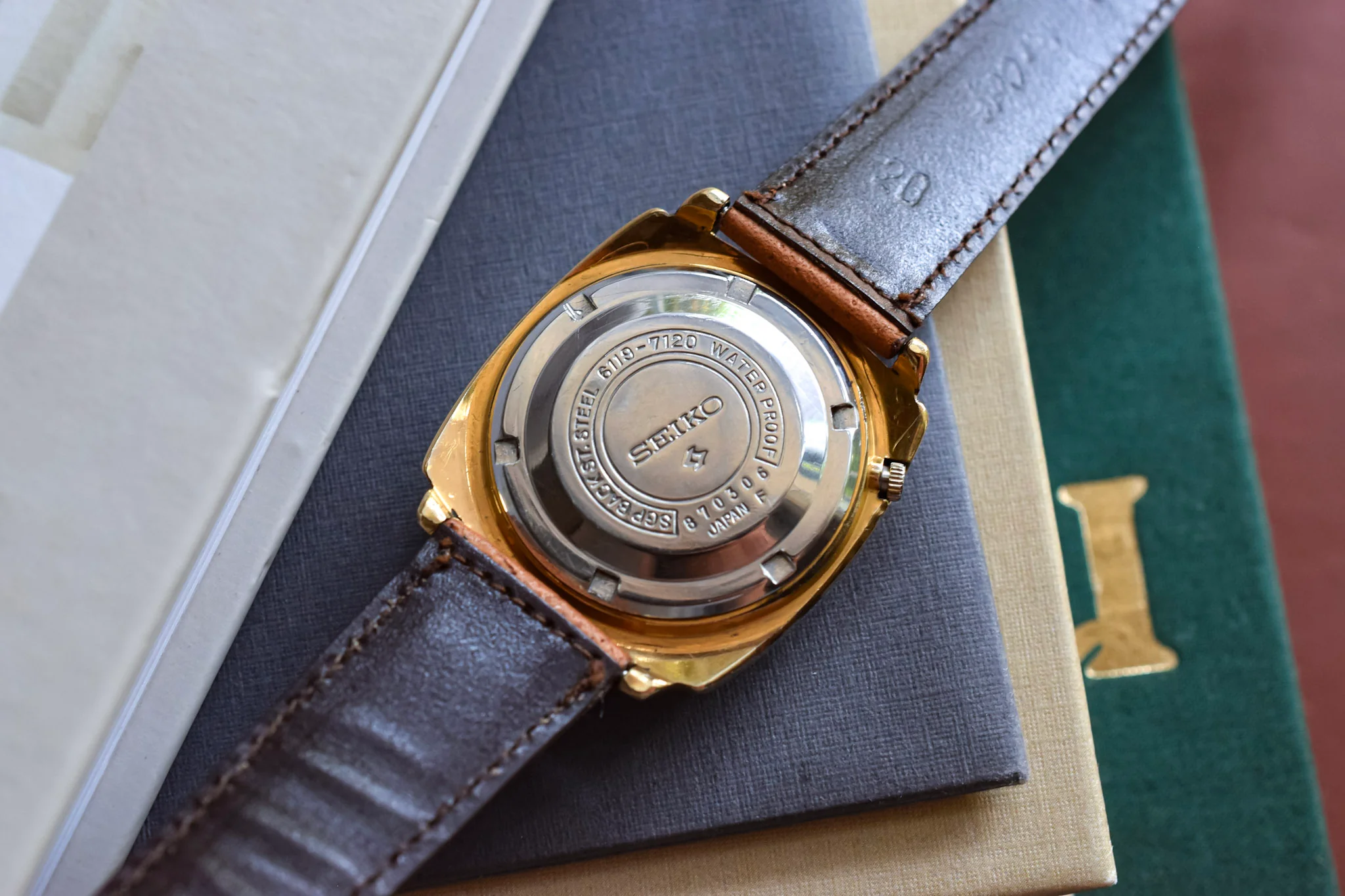 1968 Suwa Seiko 5 Cushion Day-Date - Image 6