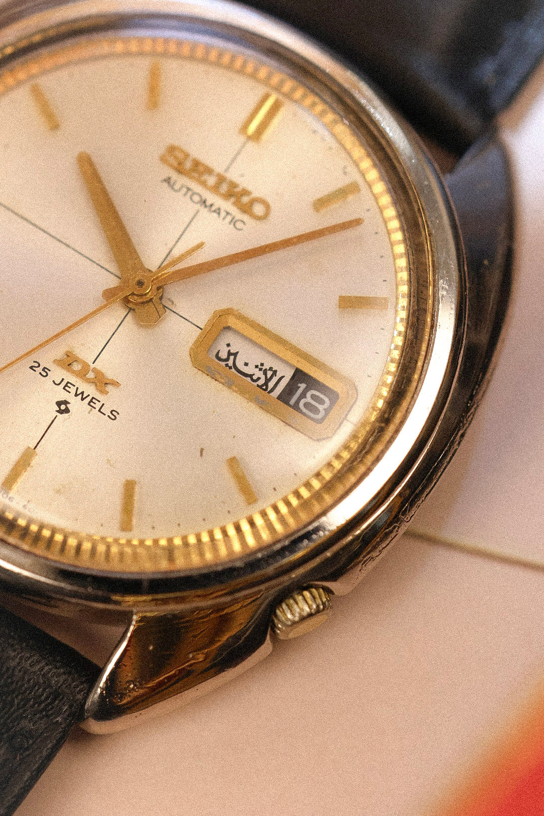 1970 Seiko DX Automatic Crosshair Dial Arabic Day-Date - Image 3