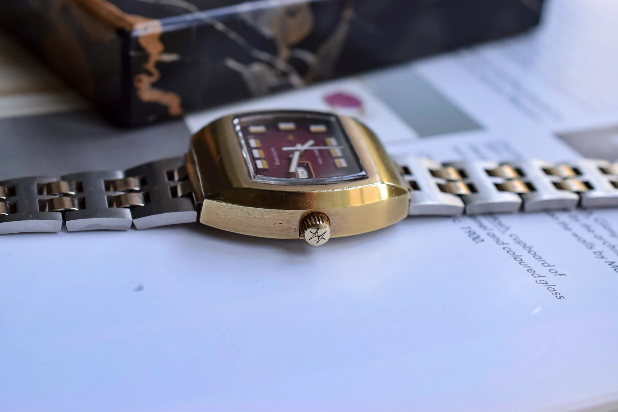 1970s Hamilton Escort Burgundy Dial TV - Image 6