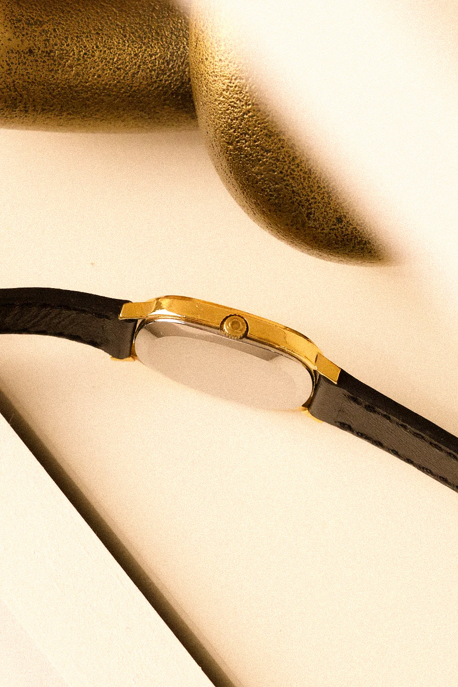 1970s Mechanical Omega De Ville Golden Ellipse - Image 5