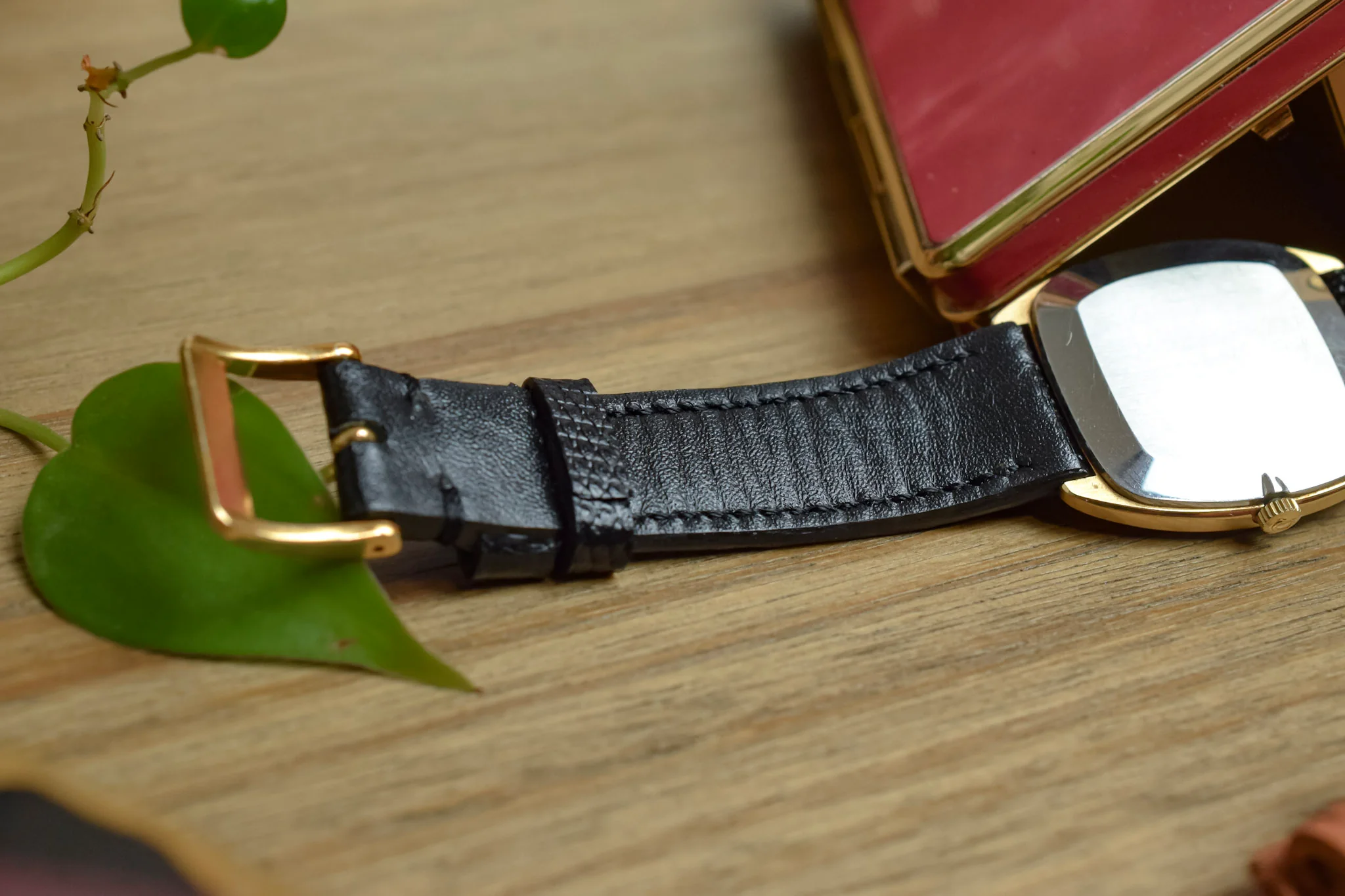 1970s Omega De Ville Champagne Tonneau - Image 8