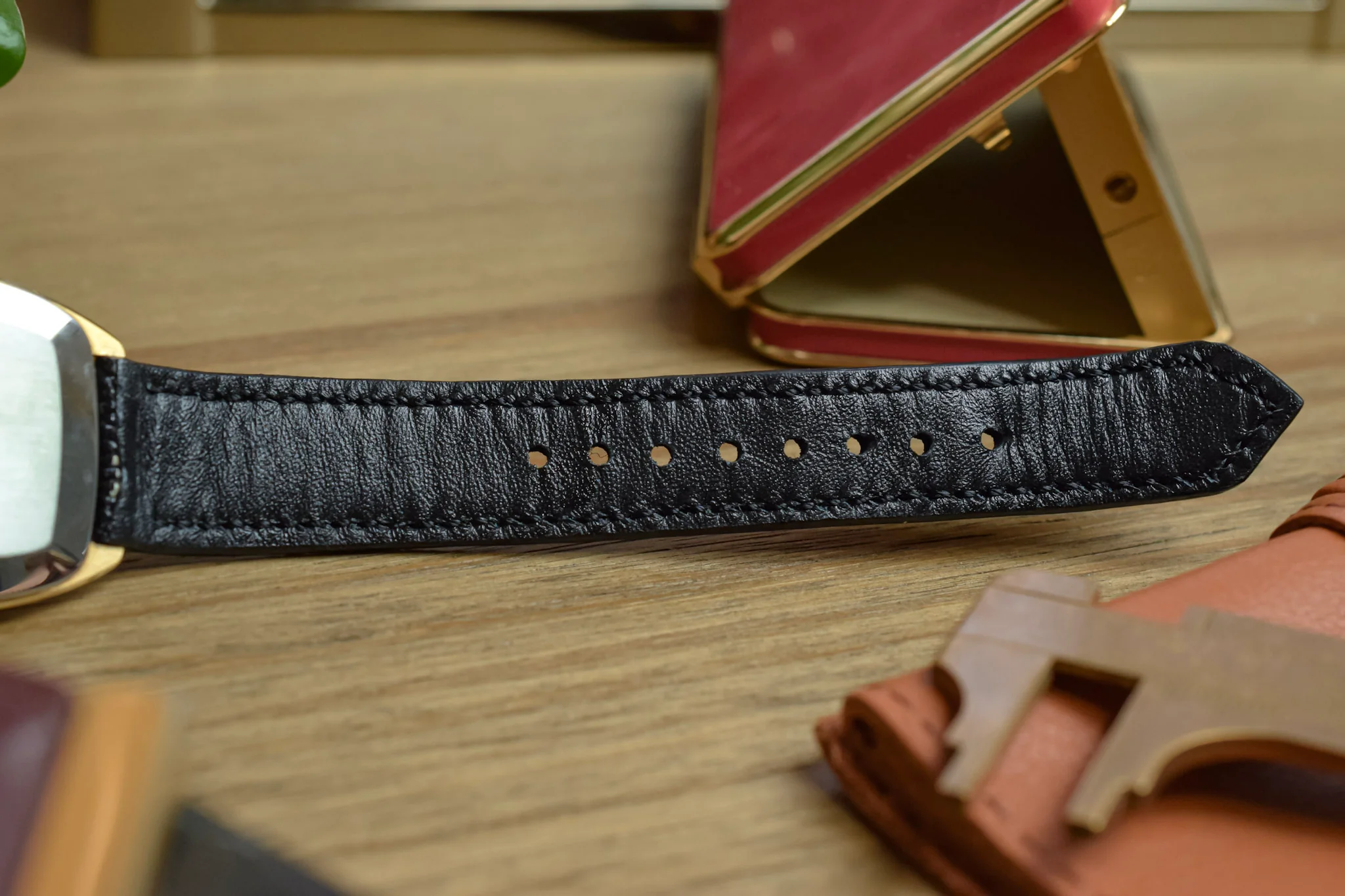 1970s Omega De Ville Champagne Tonneau - Image 9