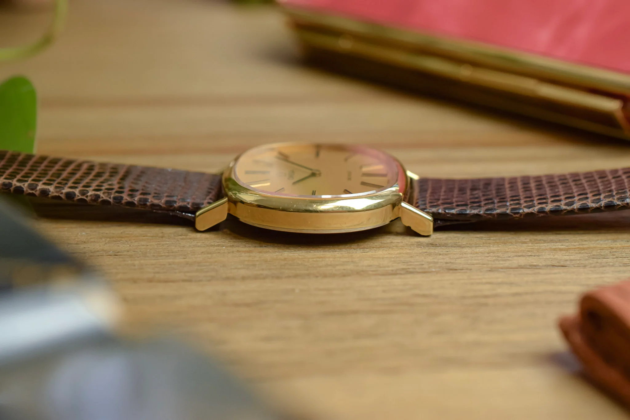 1970s Omega De Ville Golden Ellipse - Image 5