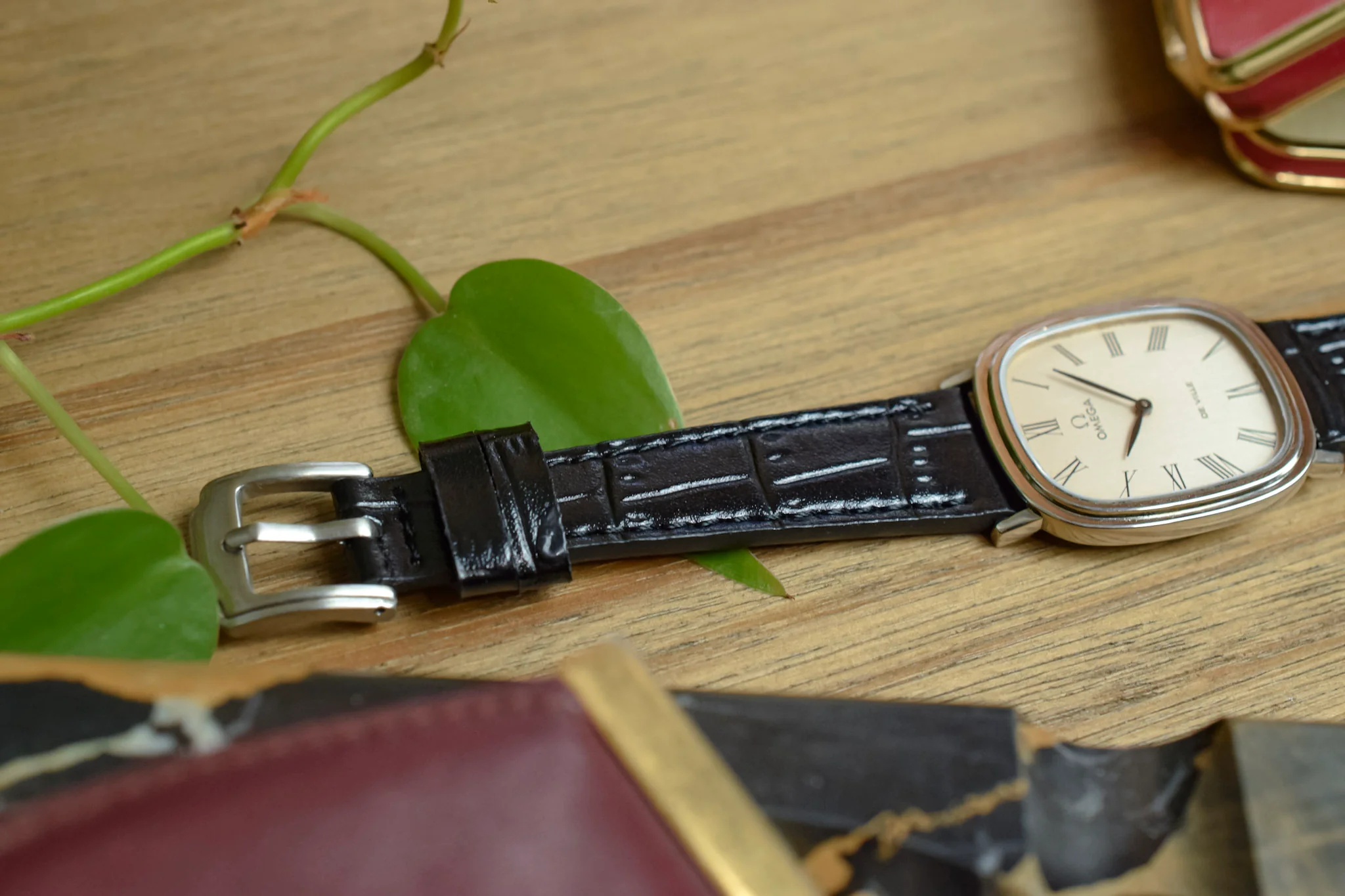 1970s Omega De Ville Roman Steel Ellipse - Image 6