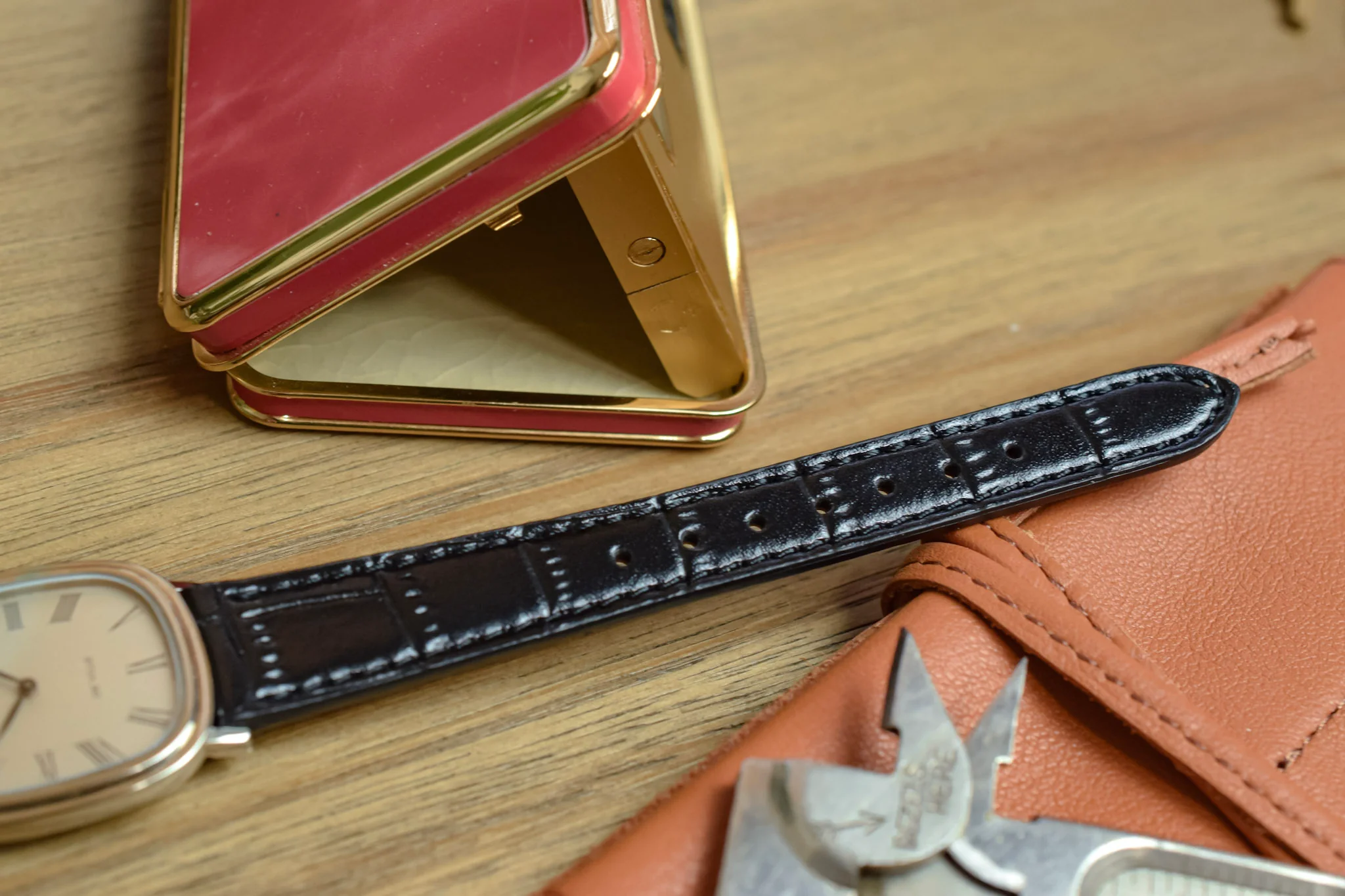 1970s Omega De Ville Roman Steel Ellipse - Image 7