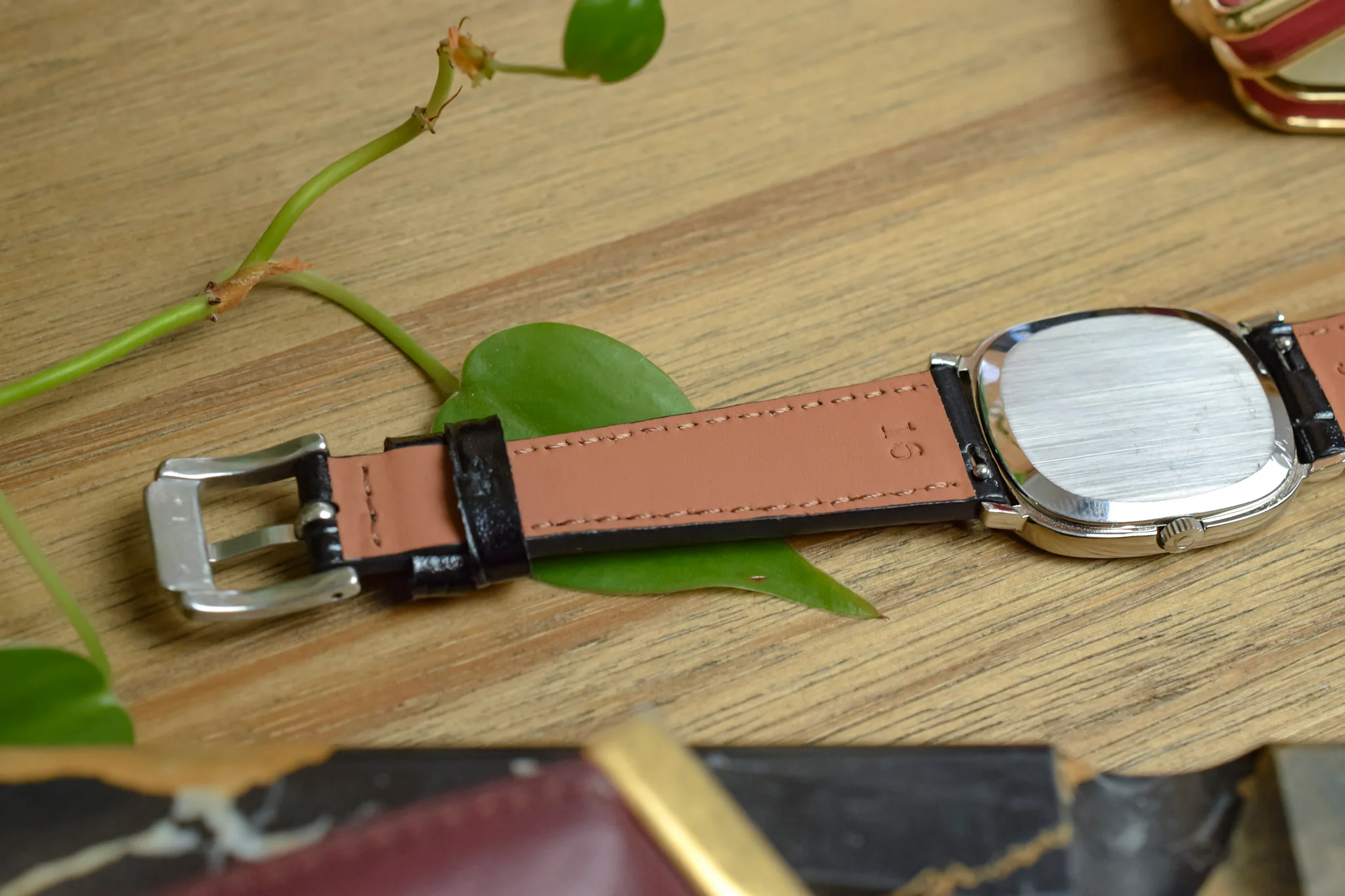 1970s Omega De Ville Roman Steel Ellipse - Image 8