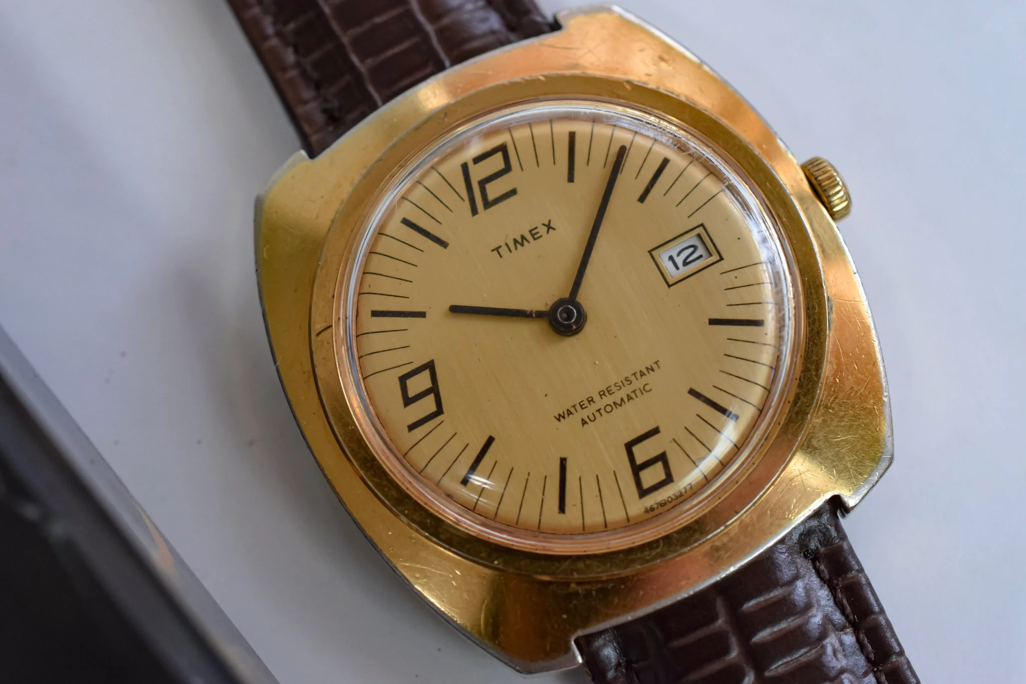 1977 Timex Automatic Jumbo Cushion Calendar - Image 3