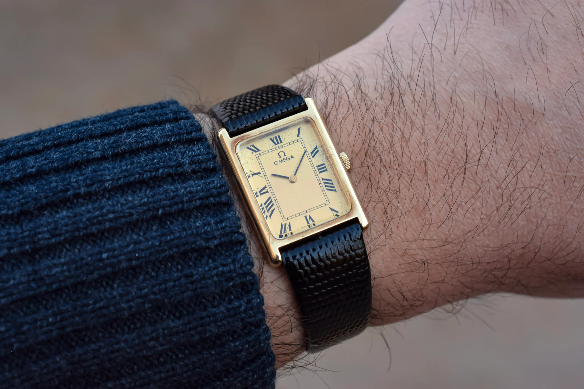 1978 14K Solid Gold Mechanical Omega Tank - Image 10