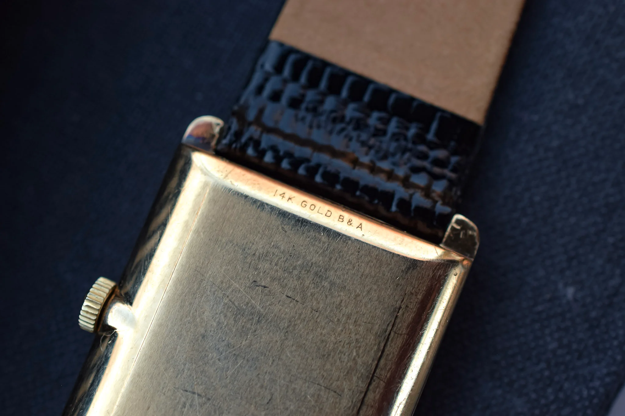 1978 14K Solid Gold Mechanical Omega Tank - Image 5