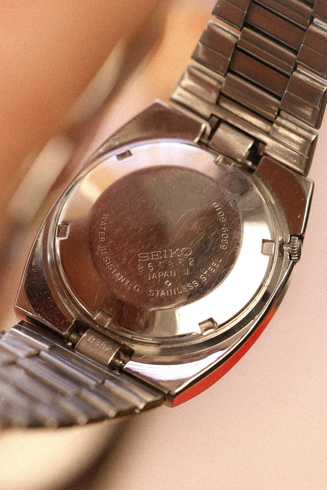 1978 Seiko 5 Automatic Recessed Dial Arabic Day-Date TV - Image 10