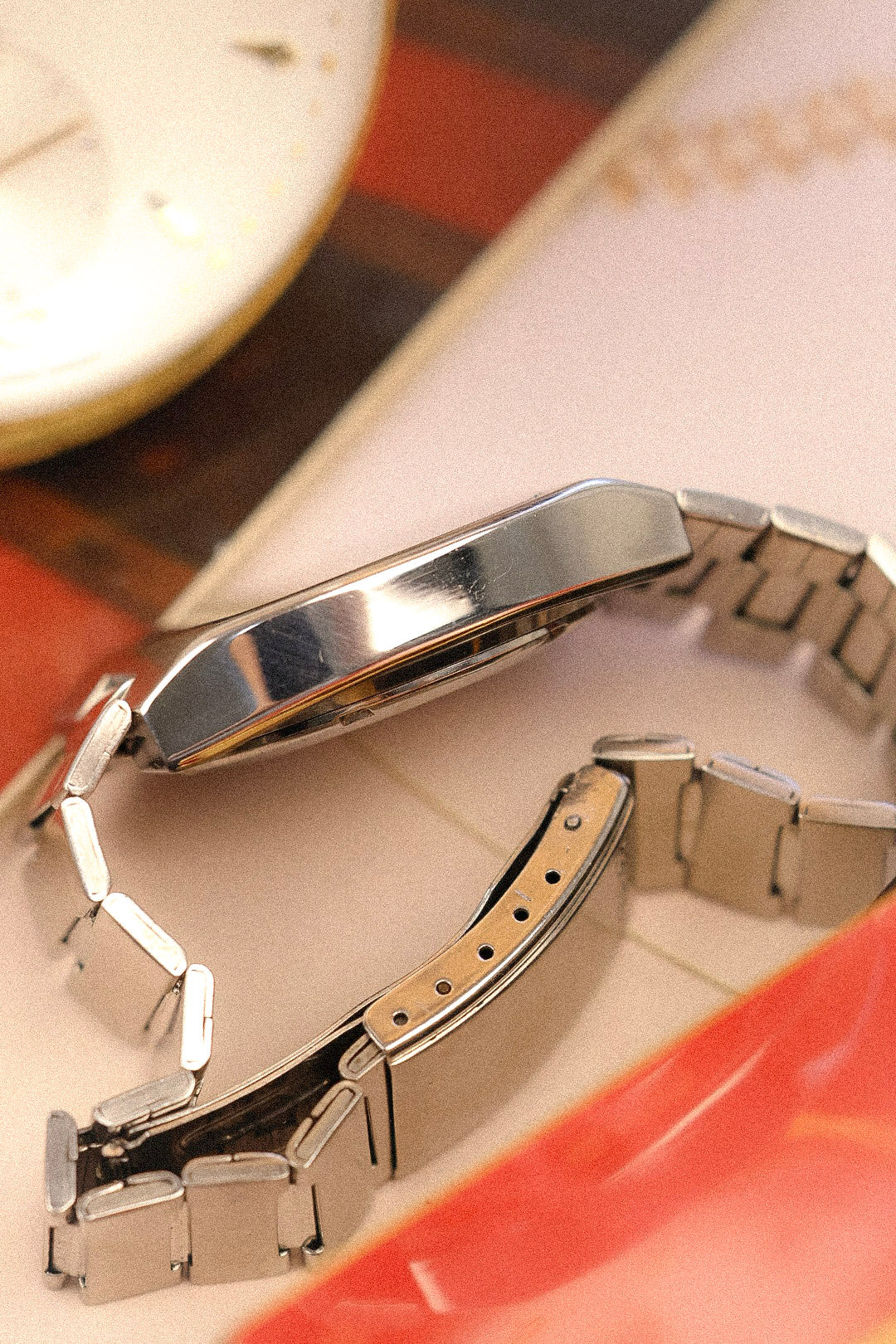 1978 Seiko 5 Automatic Recessed Dial Arabic Day-Date TV - Image 5