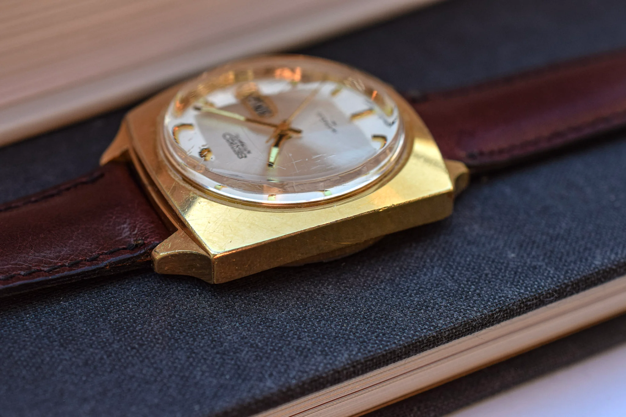 1976 Seiko Automatic Gold-Tone Day/Date Watch - Image 4