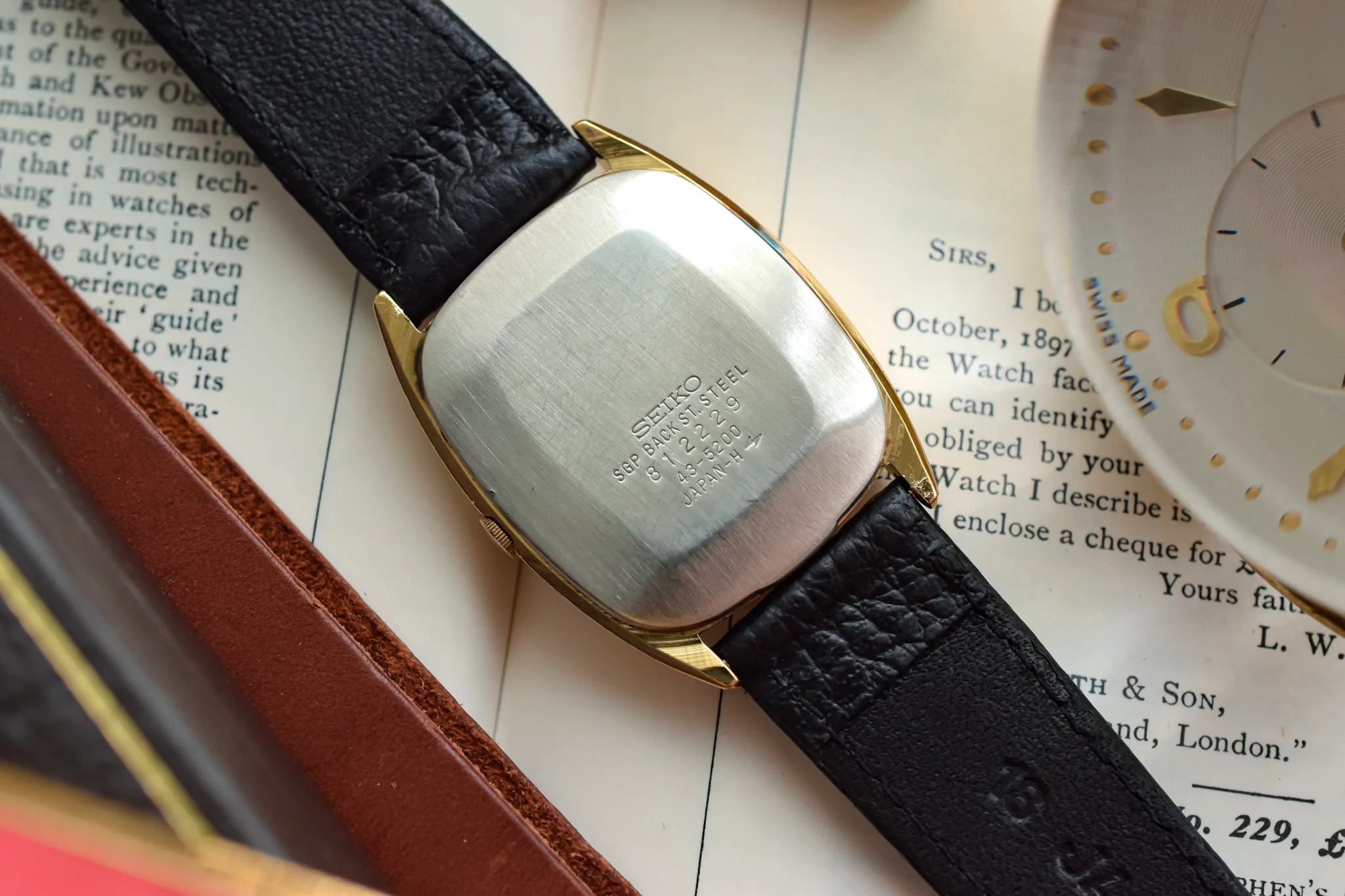 1978 Seiko Champagne Breguet Dial Ellipse - Image 8