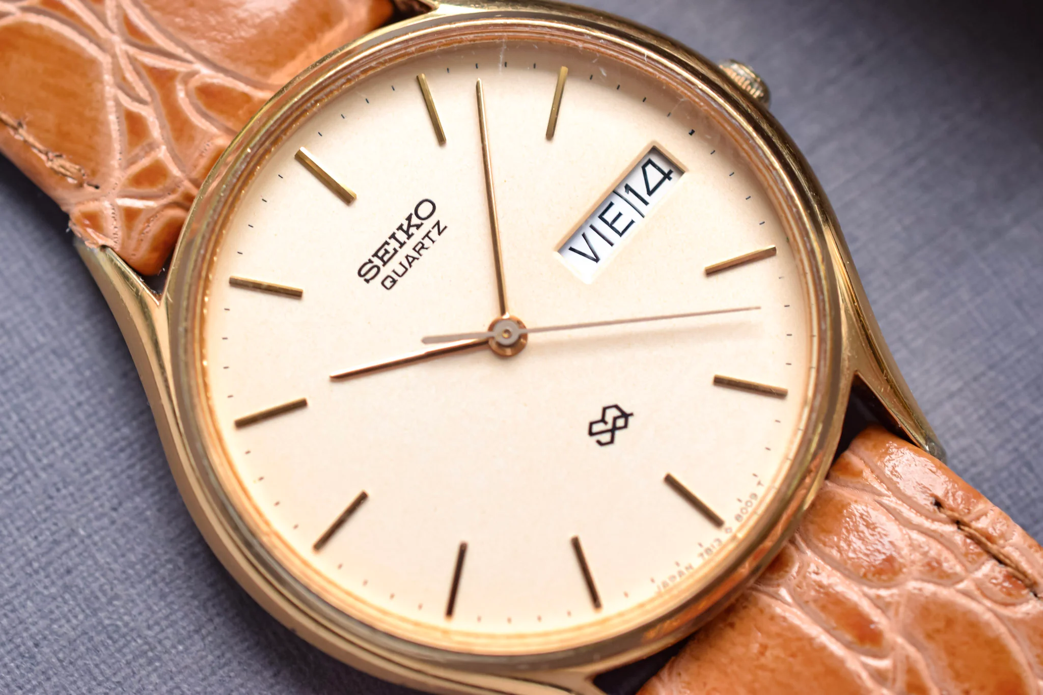 1978 Seiko SQ Champagne Spanish Day-Date - Image 3