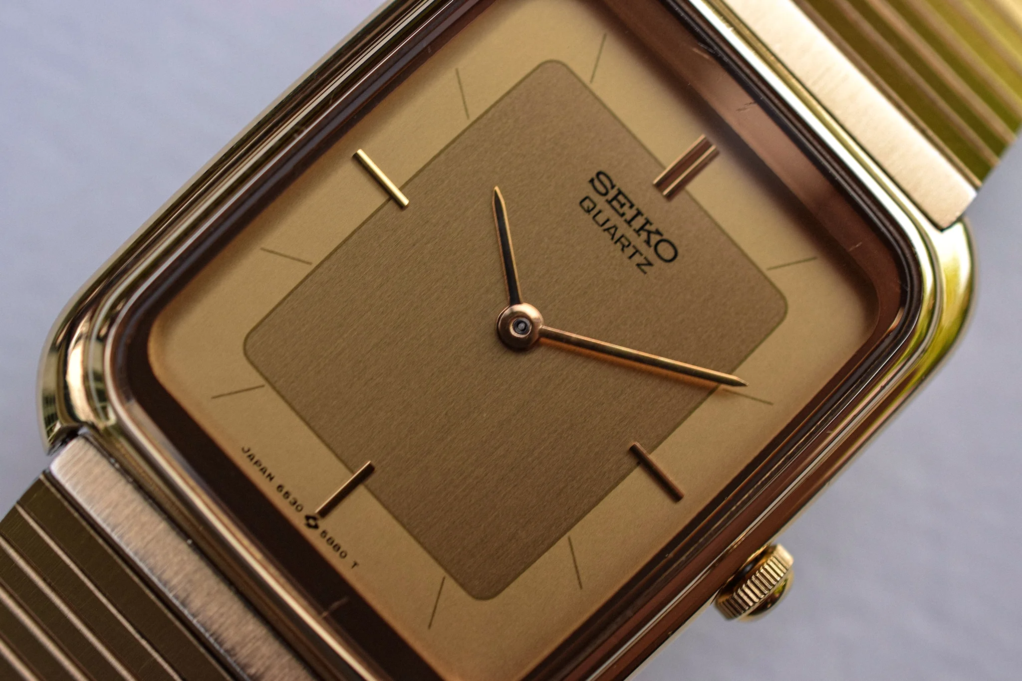 1984 Seiko Cushion Tank - Image 2