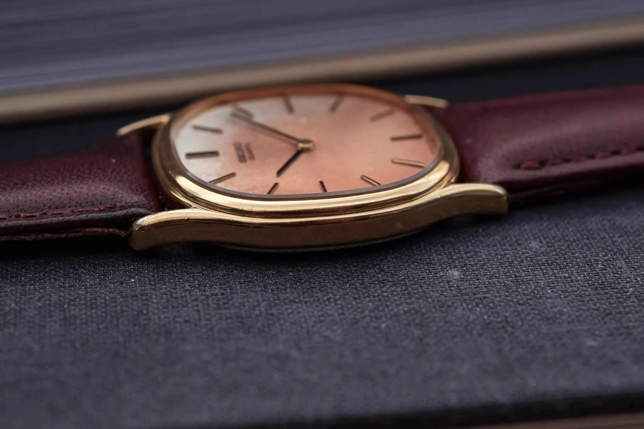 1979 Seiko Ellipse Patina Linen Dial - Image 4