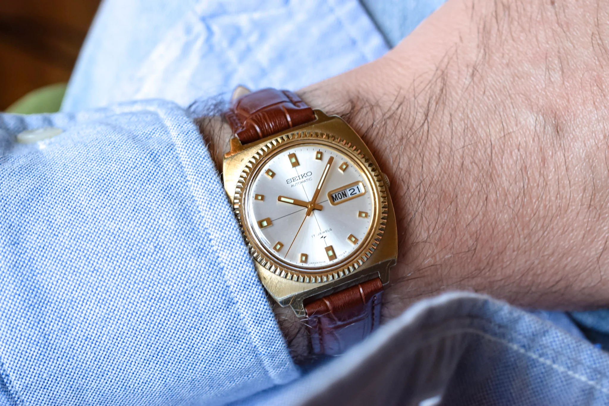 1980 Daini Seiko Crosshair Fluted Bezel Cushion - Image 2