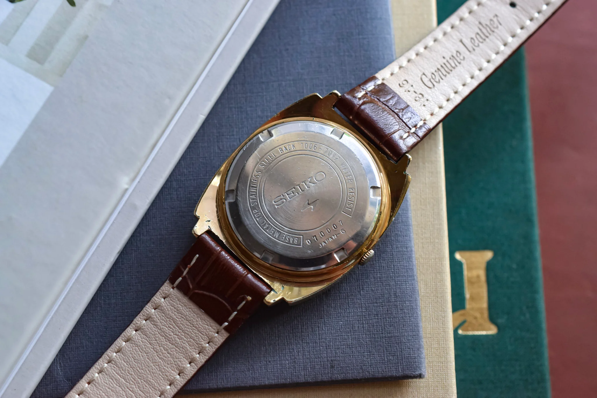 1980 Daini Seiko Crosshair Fluted Bezel Cushion - Image 6