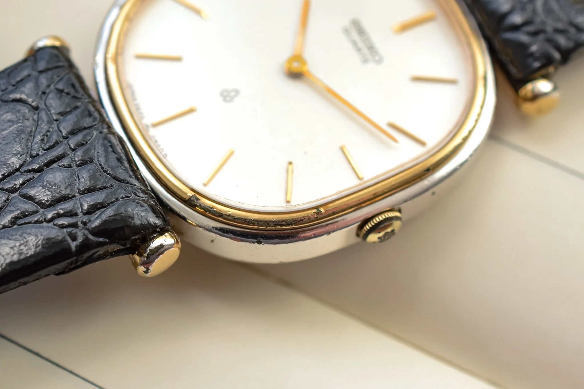 1980 Seiko Hooded Lug Ellipse - Image 11