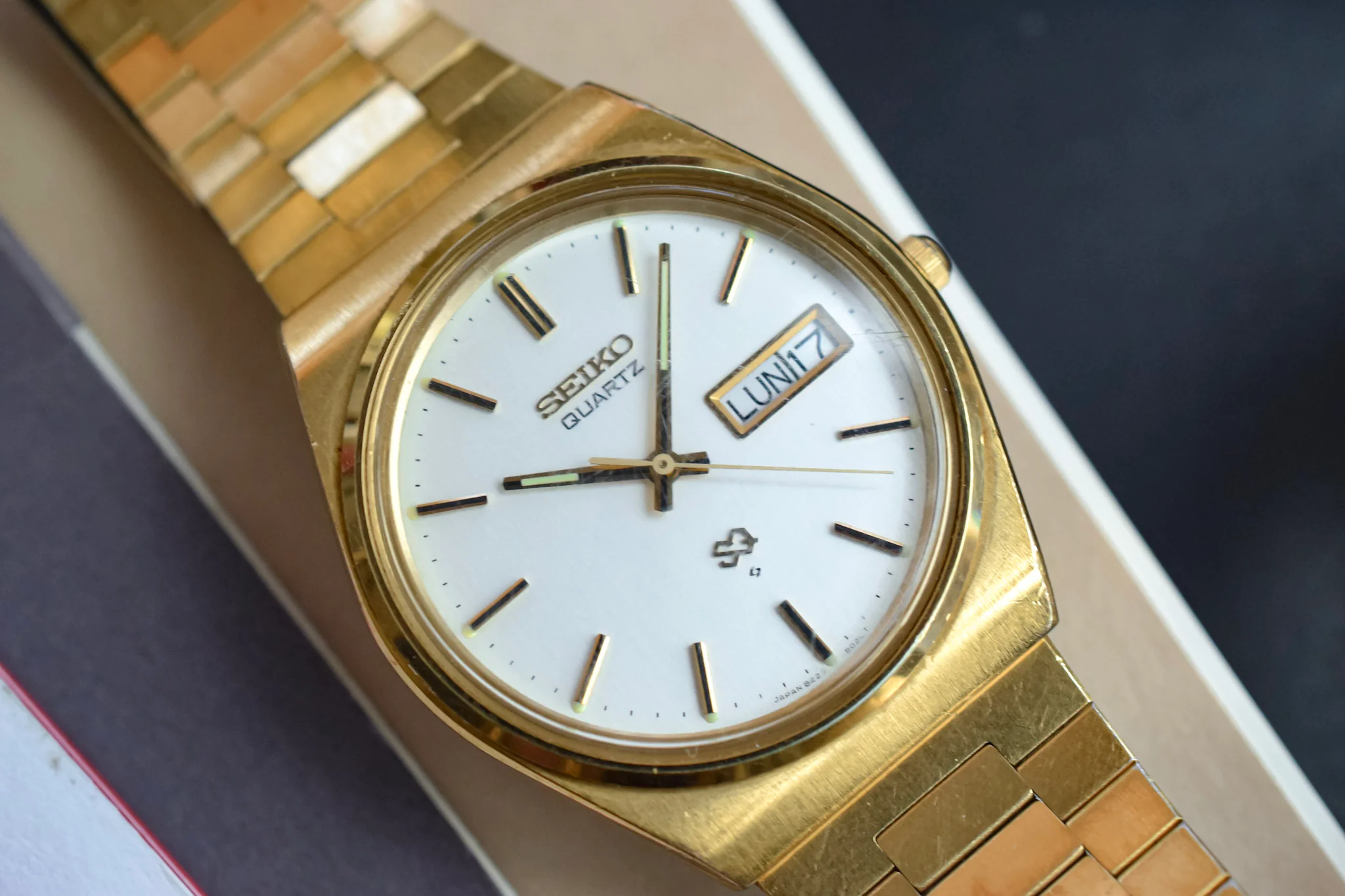 1980 Seiko SQ Cushion Day-Date - Image 3