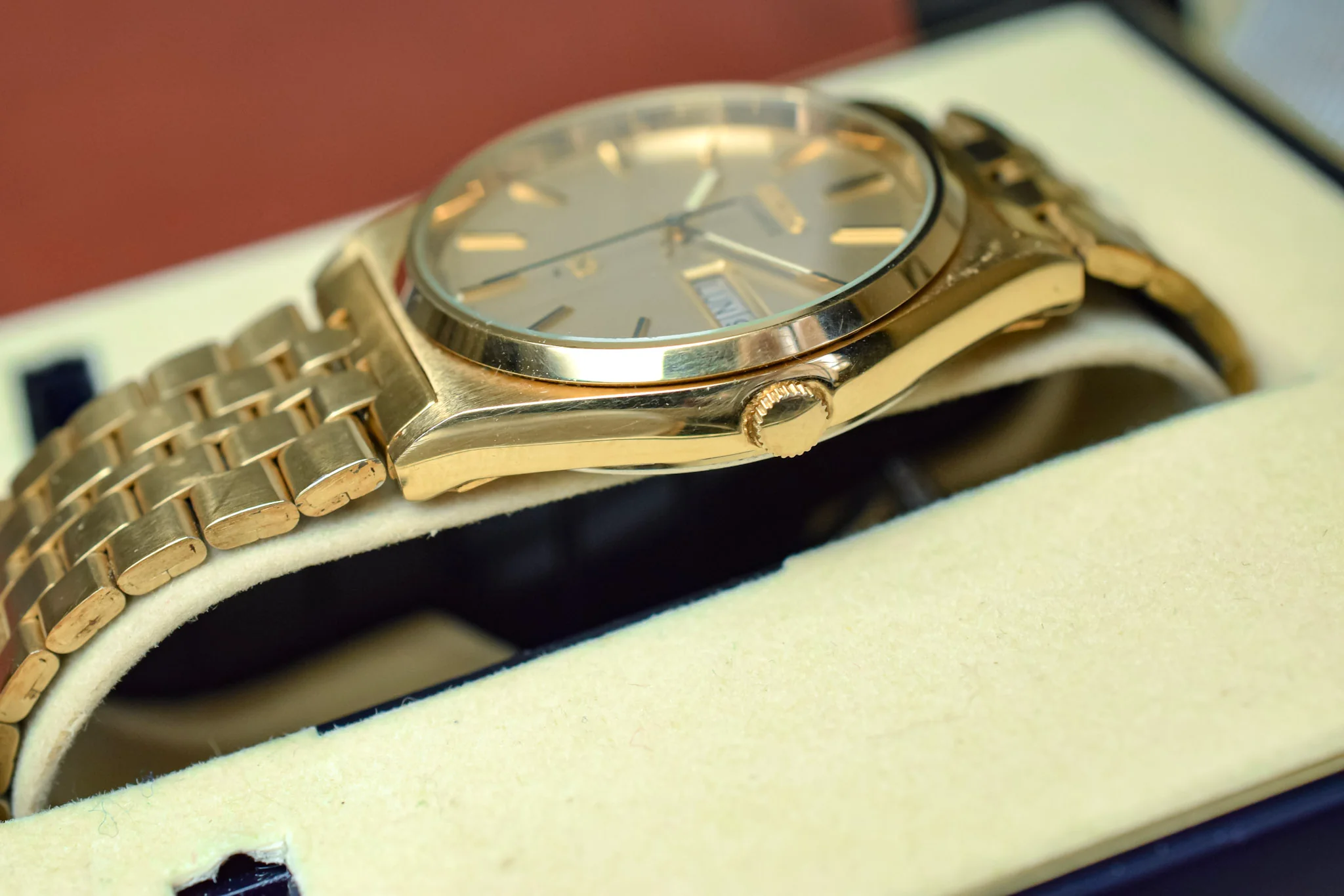 1980 Seiko SQ Golden Cushion Day-Date (Near Mint in Box) - Image 5