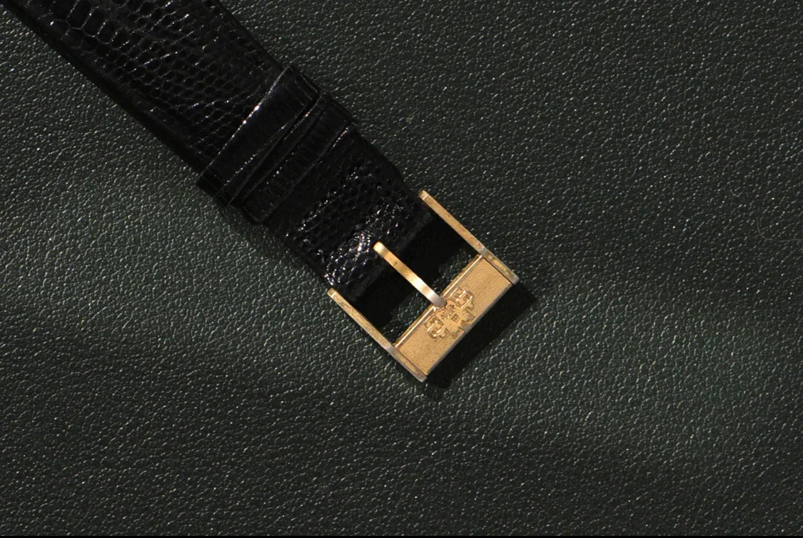 1980s Bucherer Tank 18K Solid Gold - Image 3