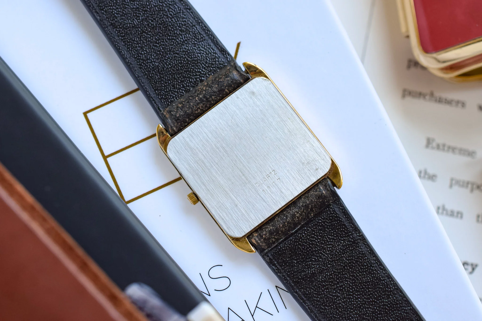 1980s Omega De Ville Champagne Bark Dial Rivoli - Image 10
