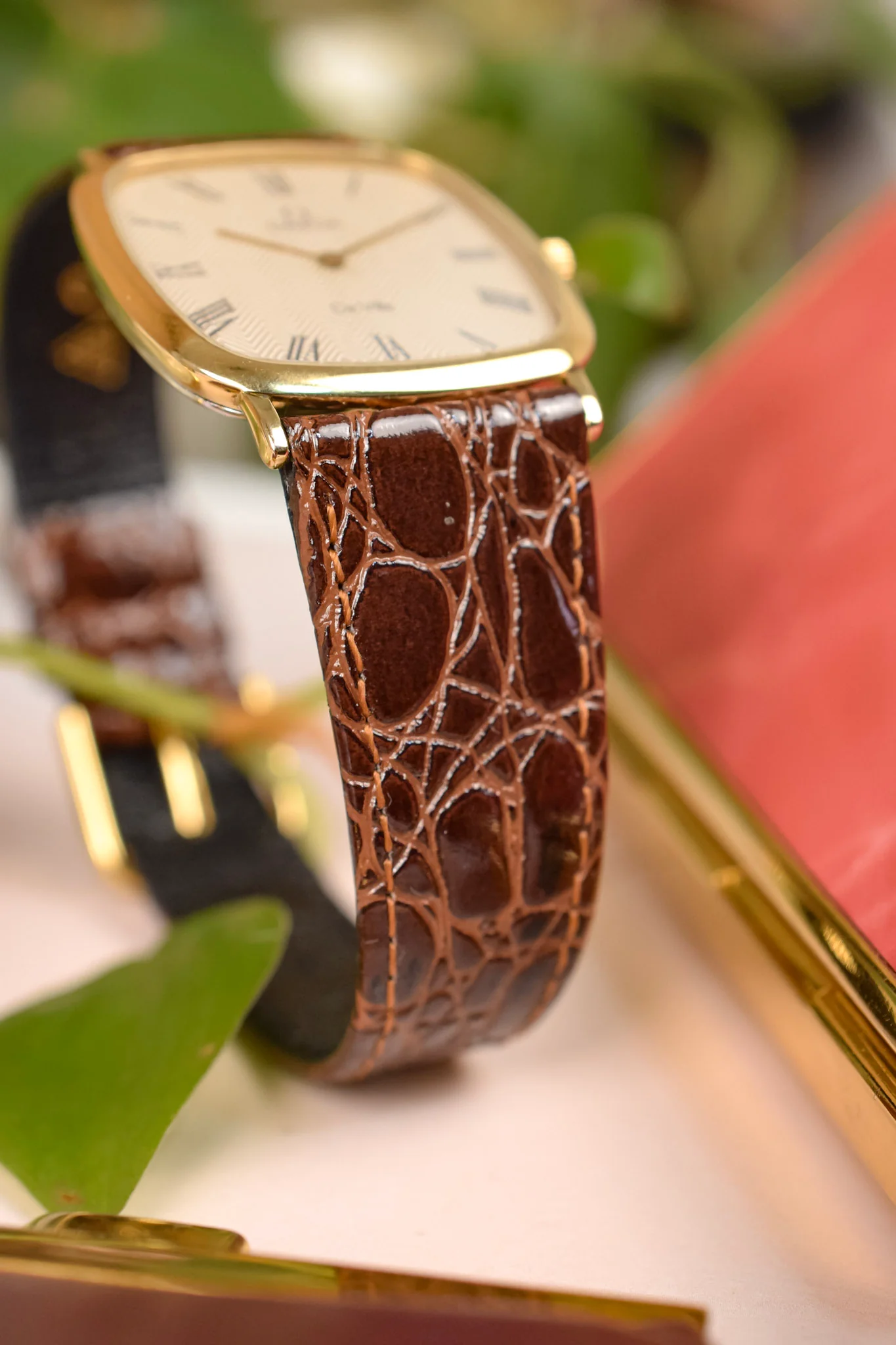 1980s Omega De Ville Quartz Herringbone Roman TV - Image 12