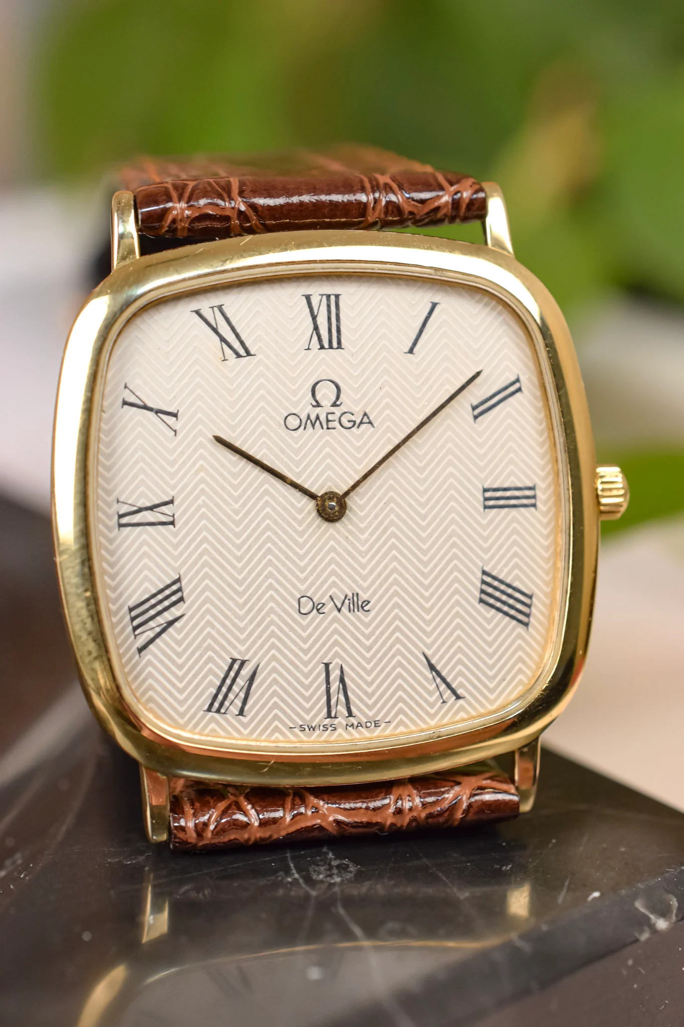 1980s Omega De Ville Quartz Herringbone Roman TV - Image 5