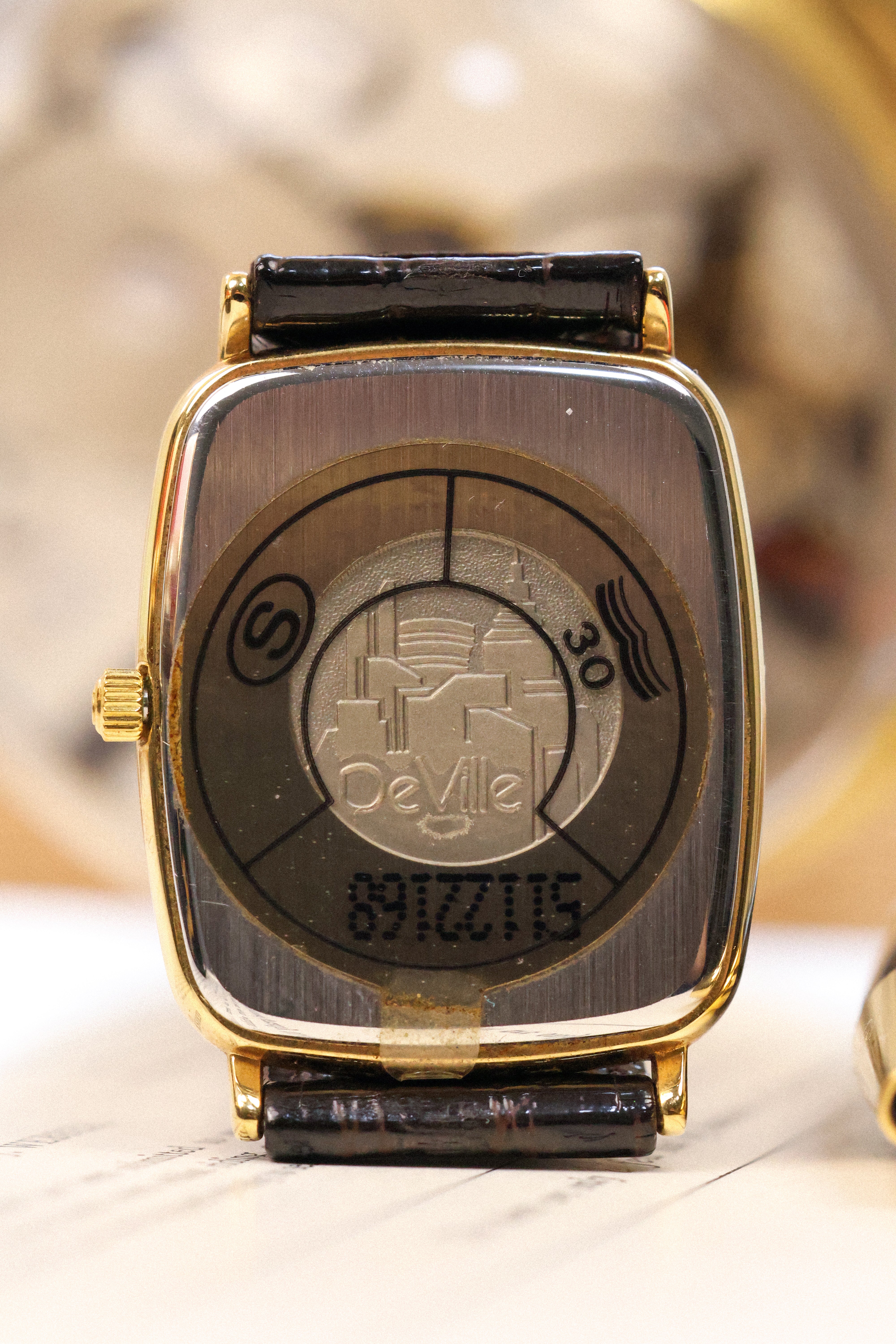 1980s Omega De Ville Quartz Roman Ellipse - Image 4