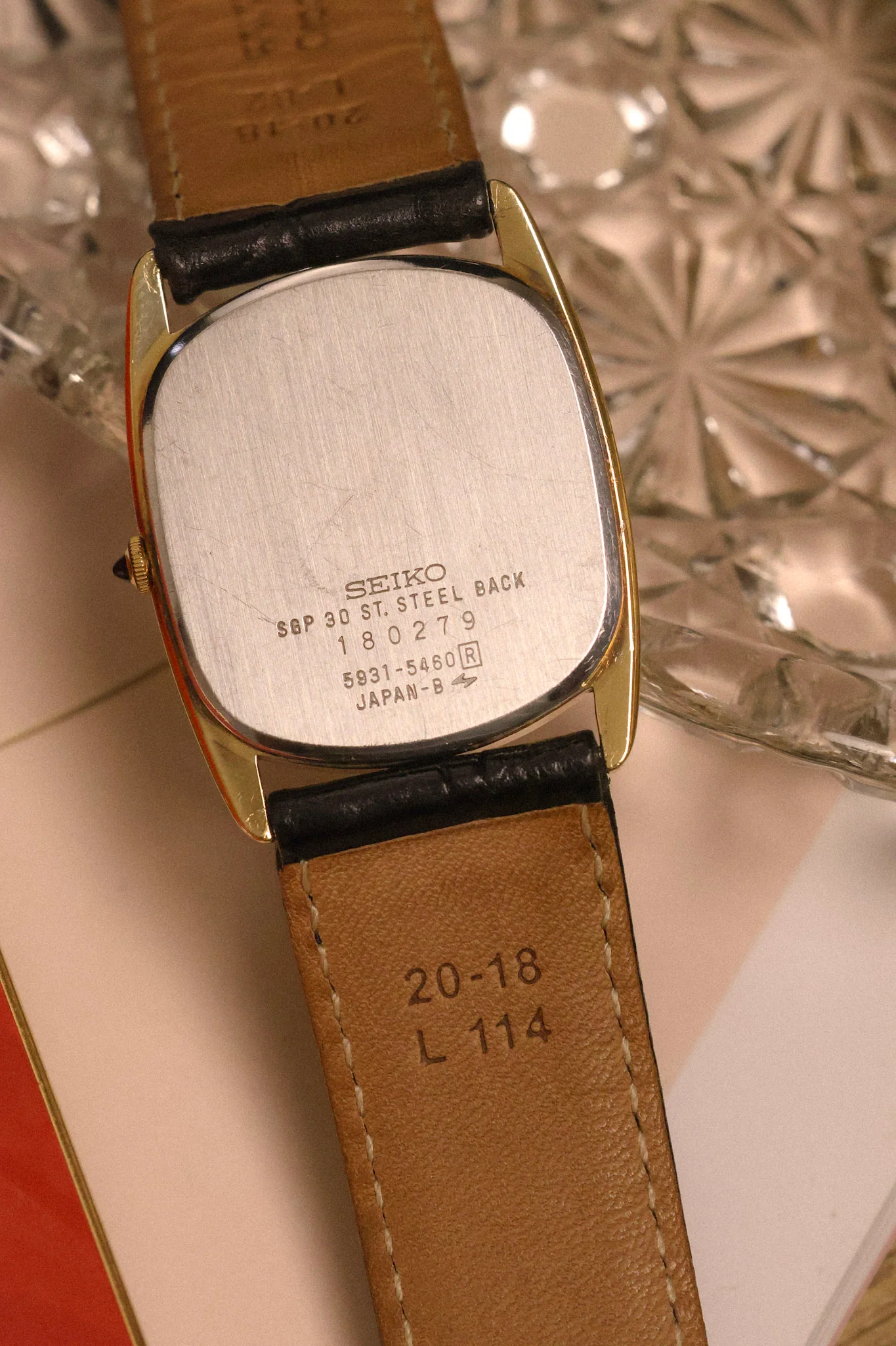 1981 Seiko Dolce Golden Snowflake Ellipse - Image 6