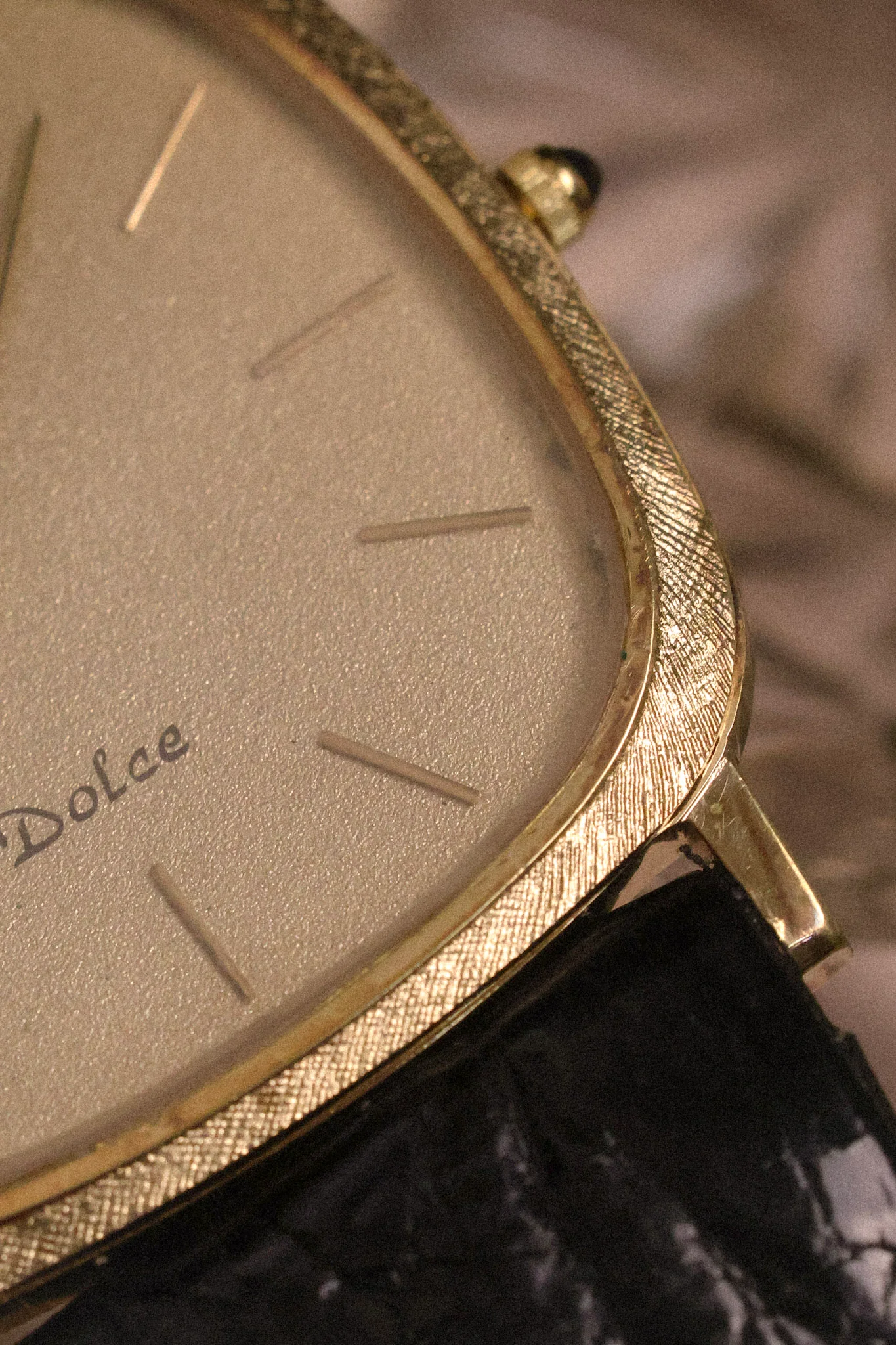 1981 Seiko Dolce Sparkle Dial TV - Image 4