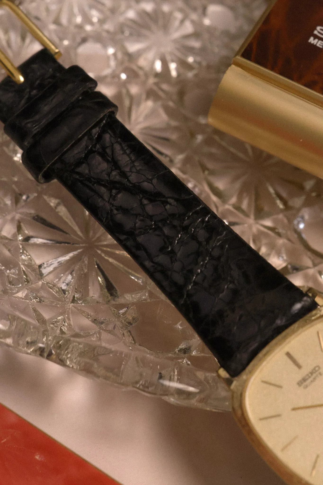 1981 Seiko Dolce Sparkle Dial TV - Image 8