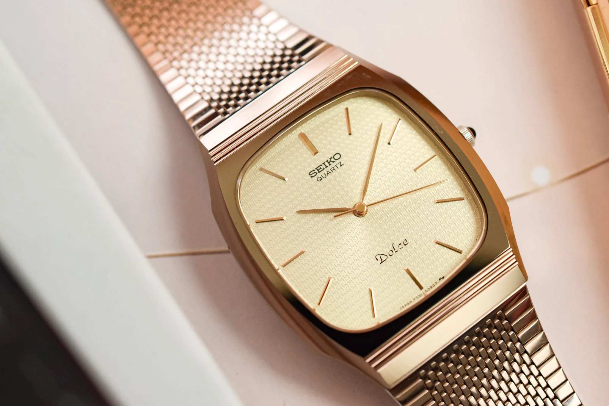 1981 Seiko Dolce Tungsten Honeycomb Tonneau - Image 3