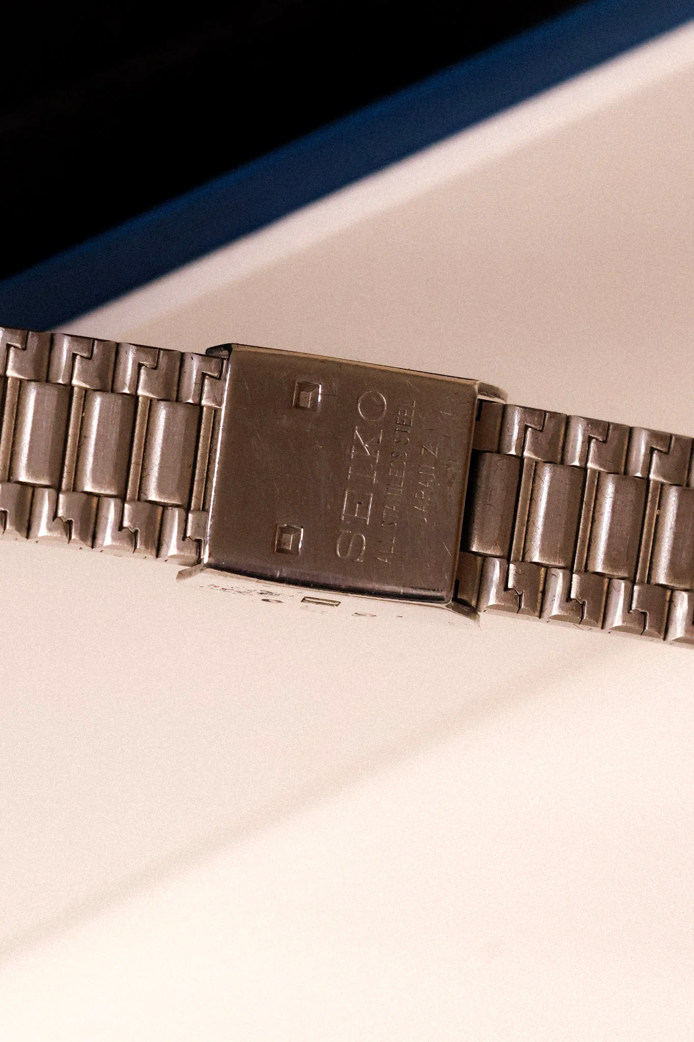 1981 Seiko Mini SQ Roman Day-Date - New Old Stock - Image 5