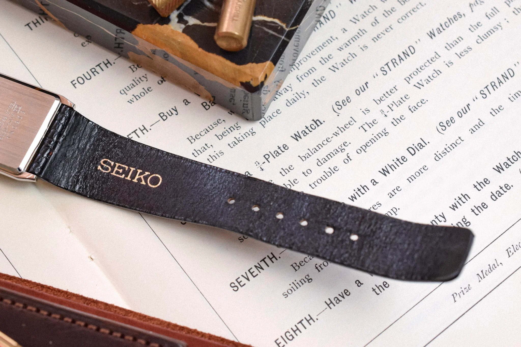 1981 Seiko New Old Stock Silver Steel Tank - Image 10