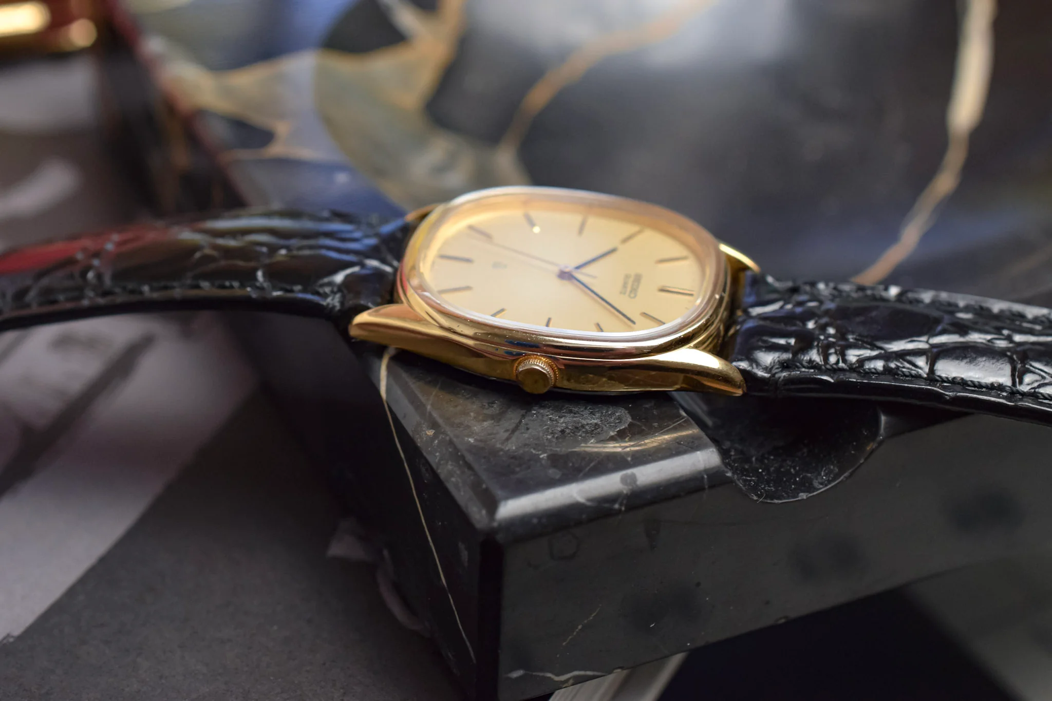 1981 Seiko SGP Champagne Ellipse - Image 4