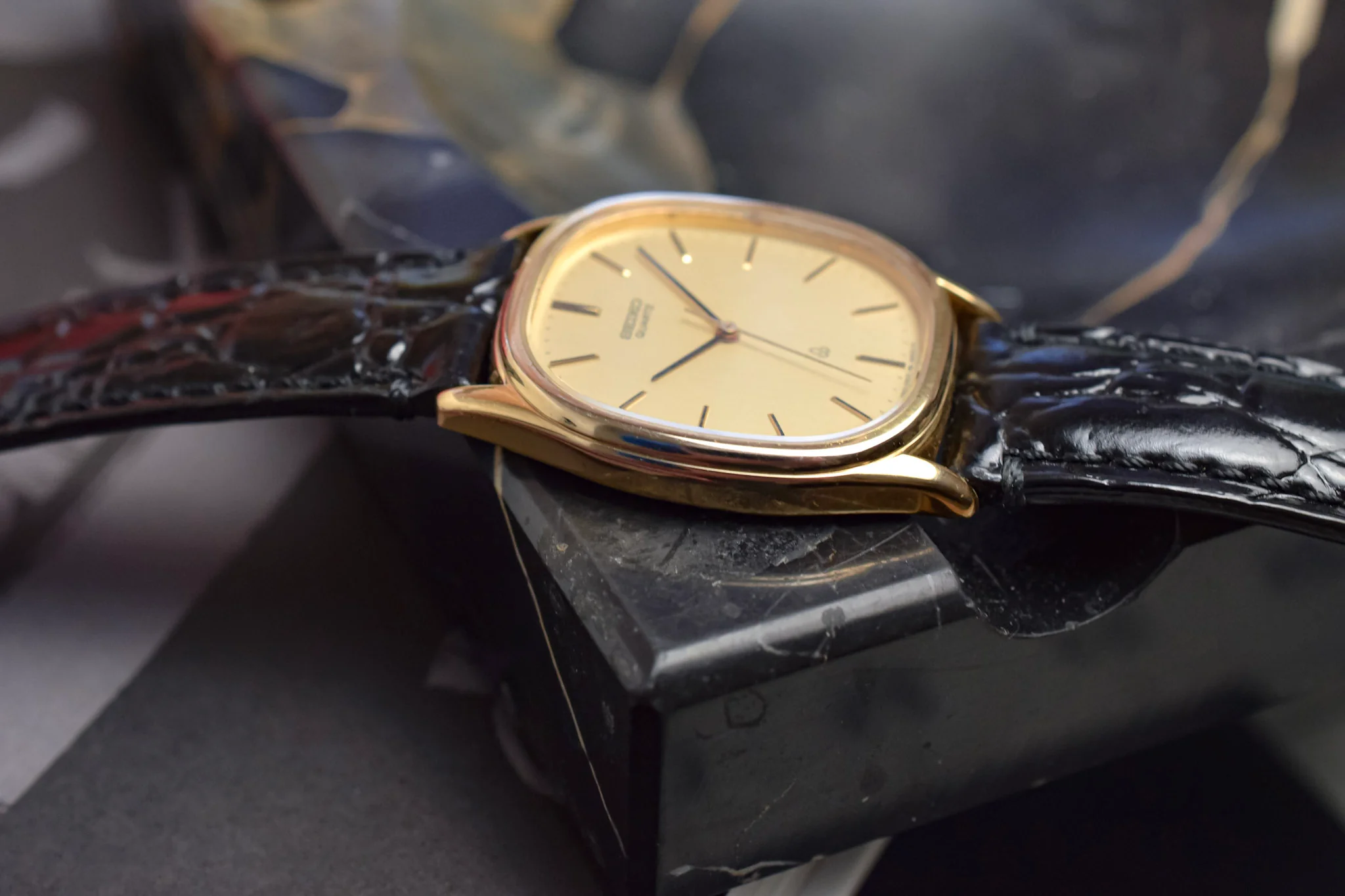 1981 Seiko SGP Champagne Ellipse - Image 5