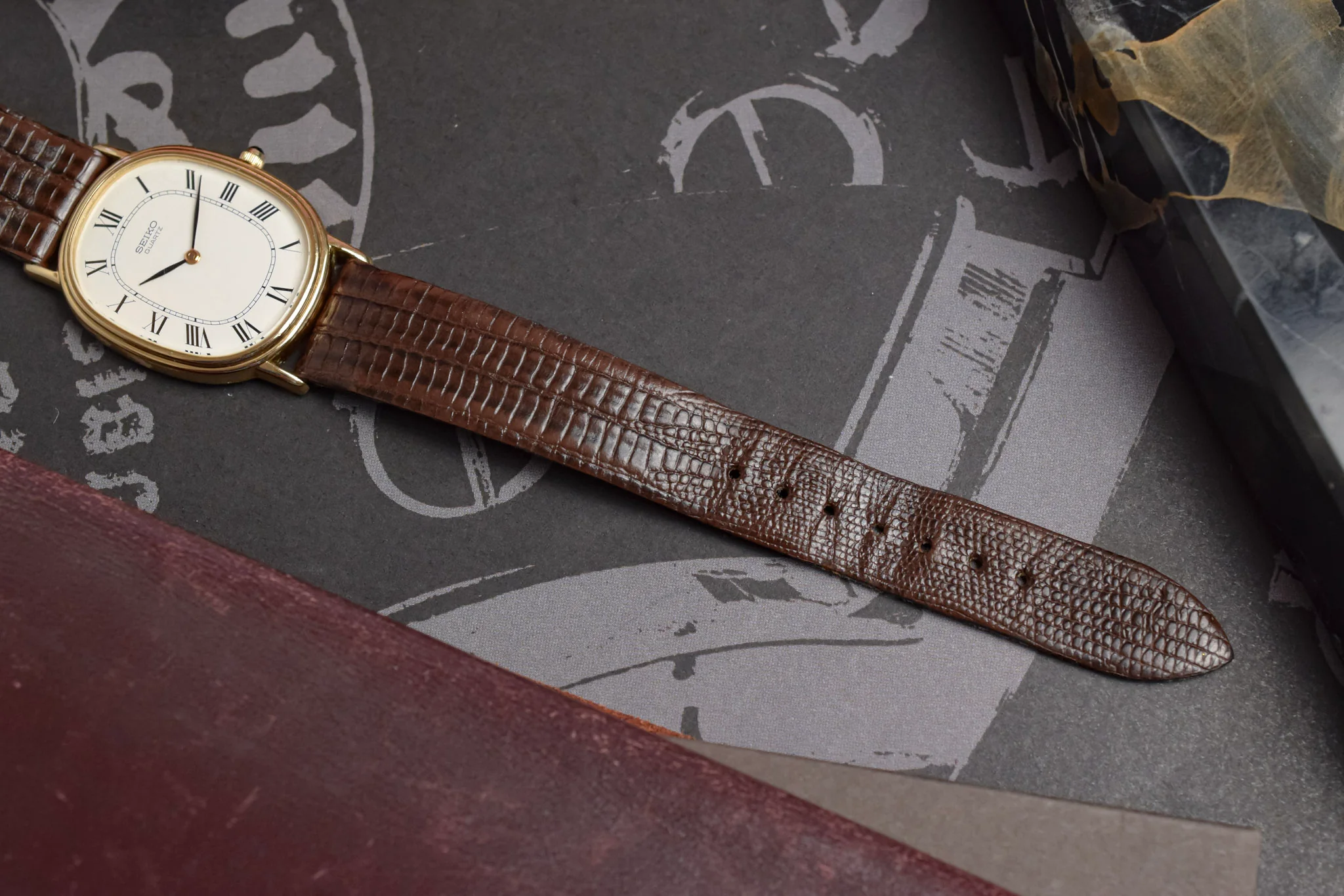 1981 Seiko SGP White Roman Ellipse - Image 9