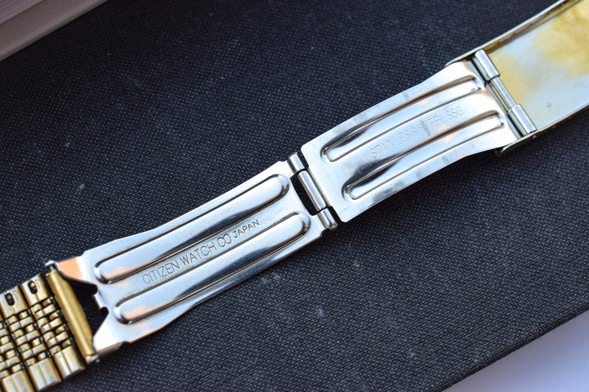 1982 Citizen Seven Quartz Day/Date TV Watch - Image 9