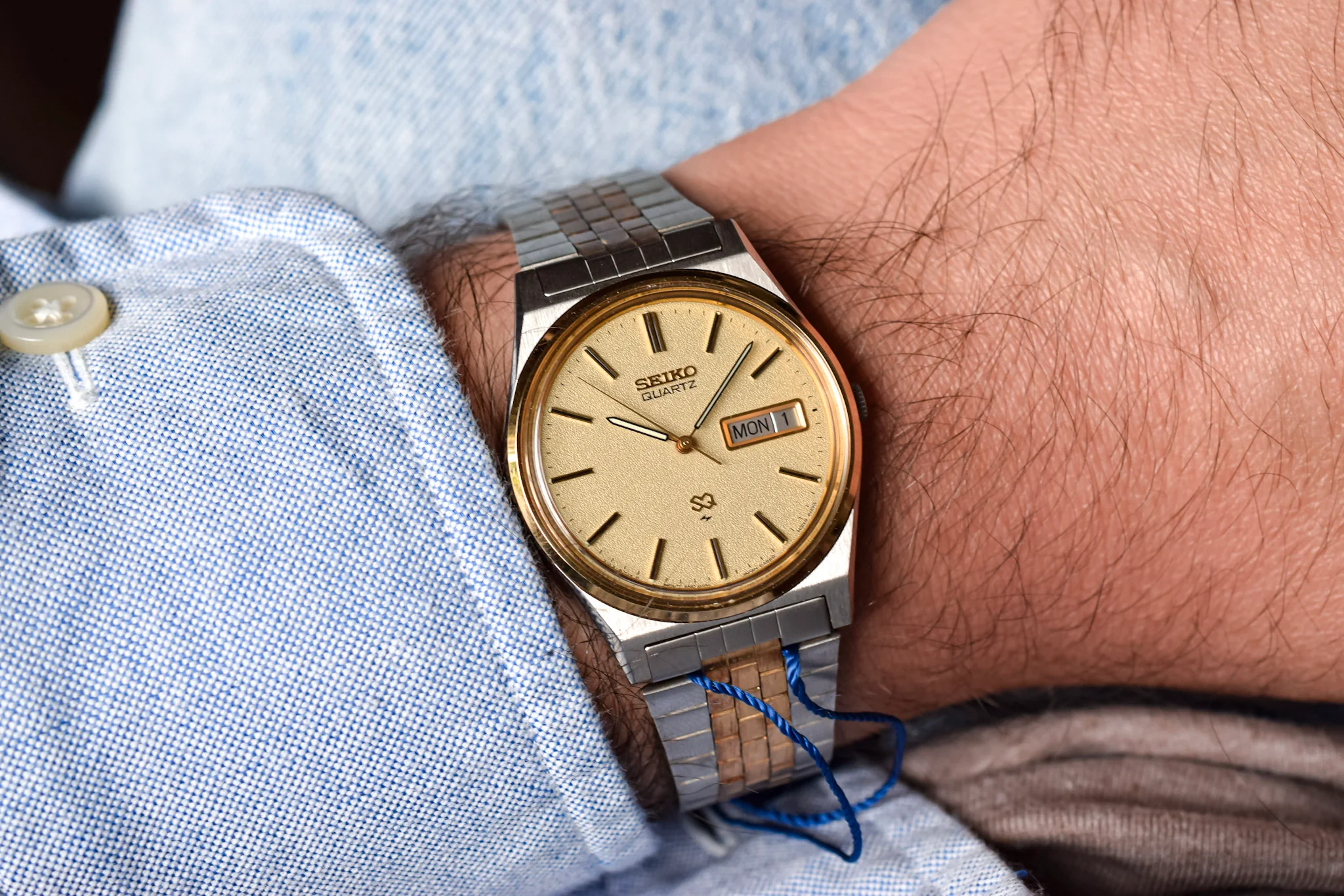 1982 NOS Seiko SQ Champagne Sparkle Dial Day-Date - Image 2