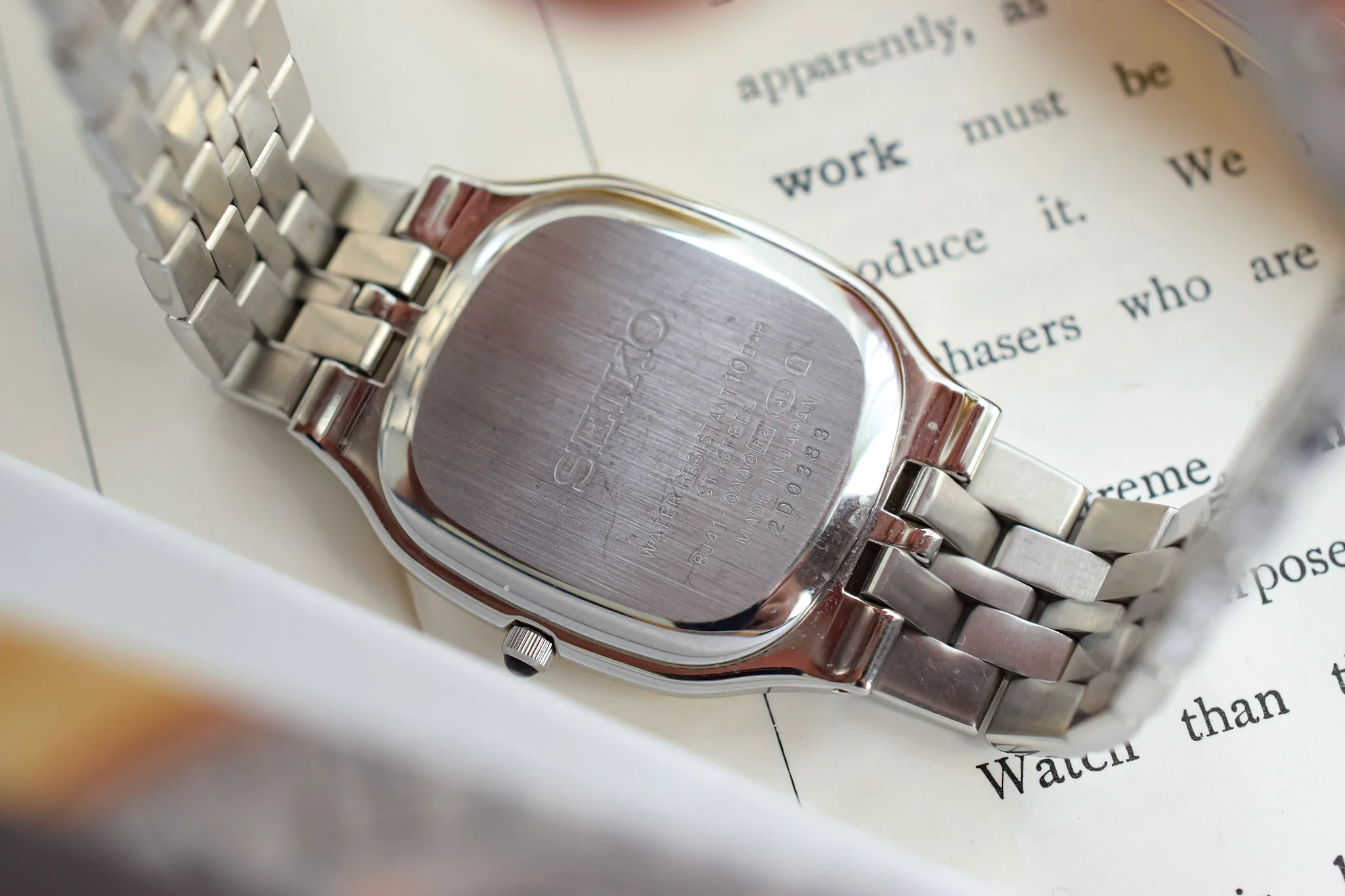 1982 Seiko Dolce Mother of Pearl Ellipse - Image 11