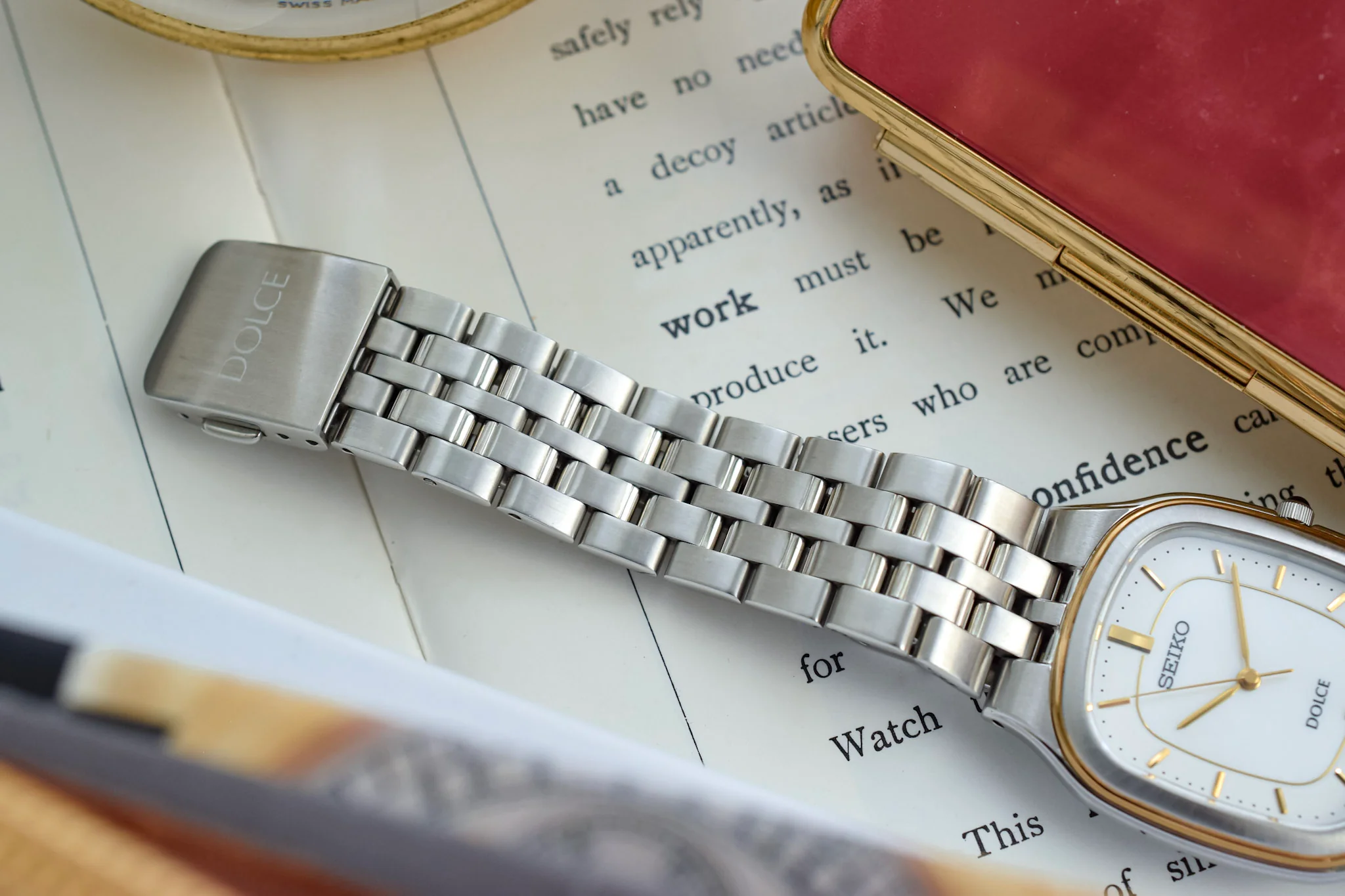 1982 Seiko Dolce Mother of Pearl Ellipse - Image 7