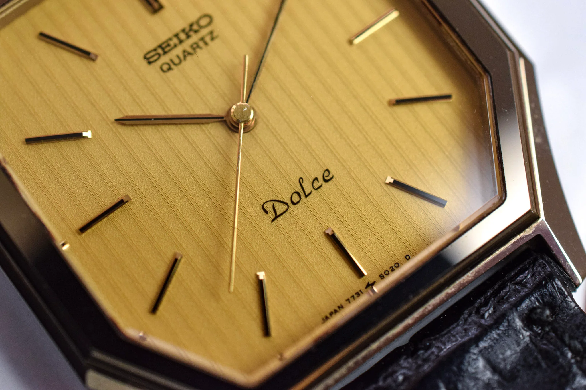 1982 Seiko Dolce NSAG Tapestry Dial Octo - Image 4