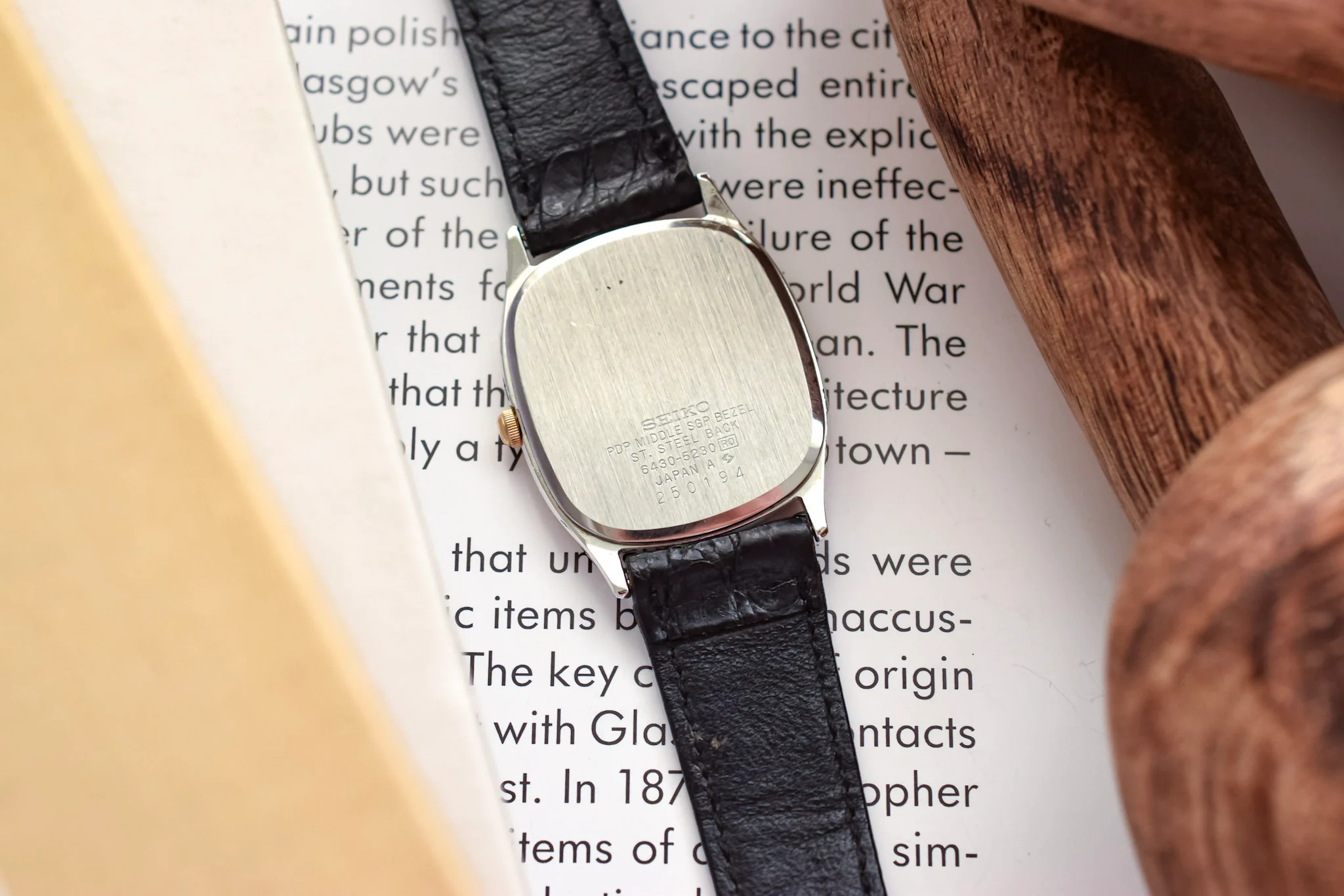 1982 Seiko Octo Bezel Tonneau - Image 11