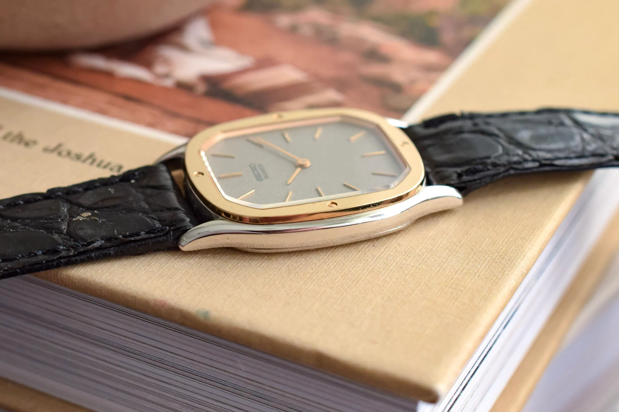 1982 Seiko Octo Bezel Tonneau - Image 5