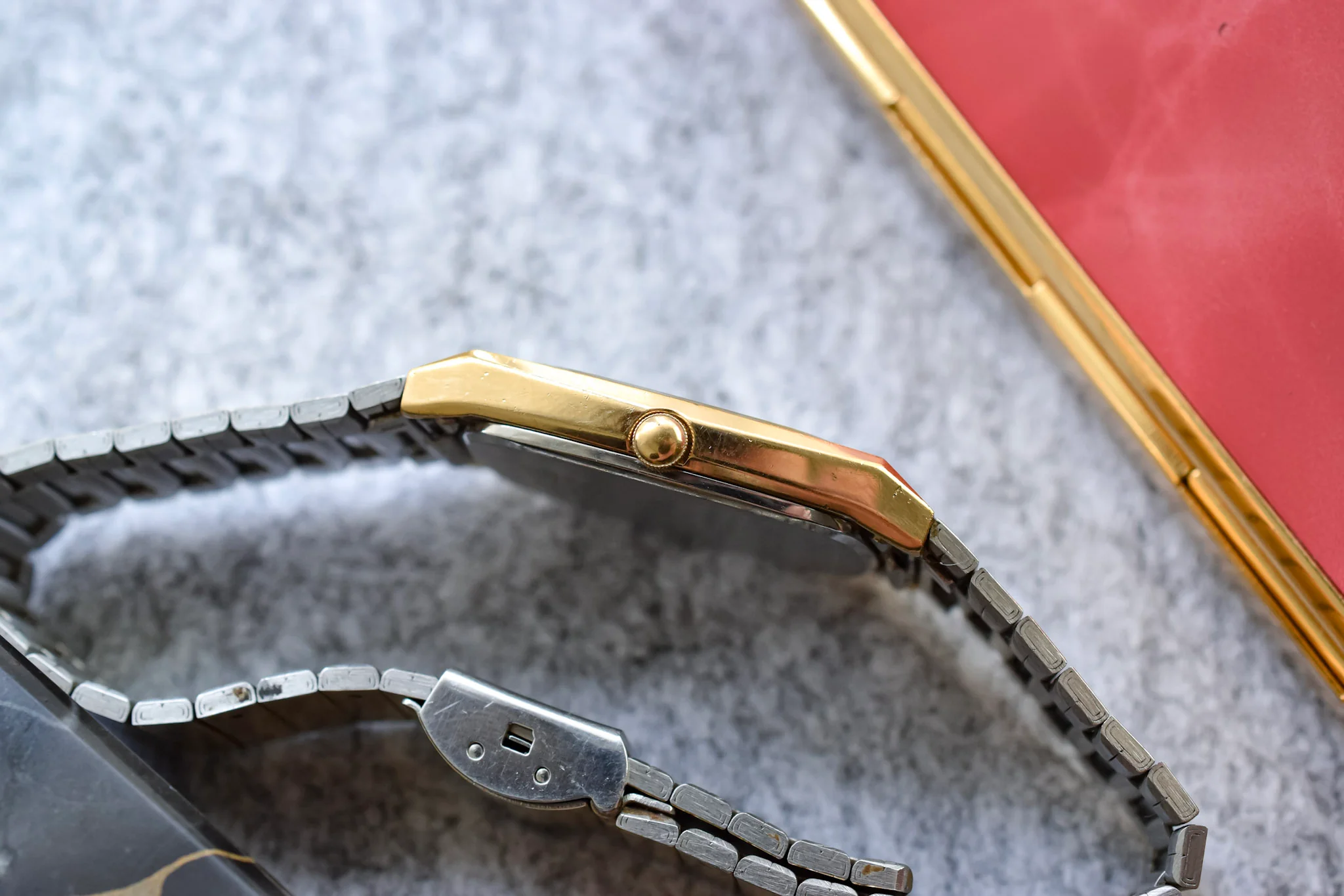 1982 Seiko Riveted Tonneau - Image 3