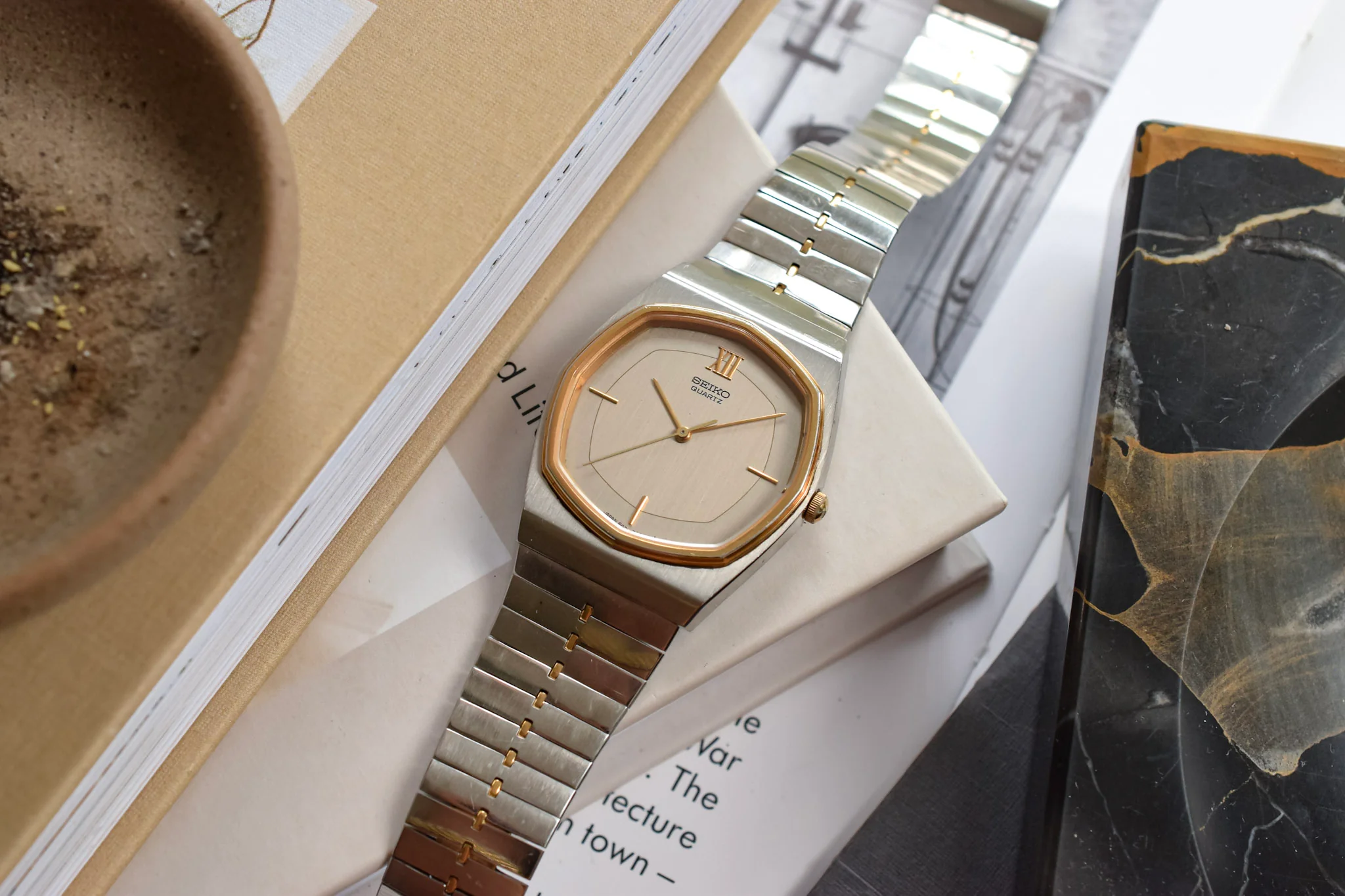 1982 Seiko Two Toned Hex - Image 10