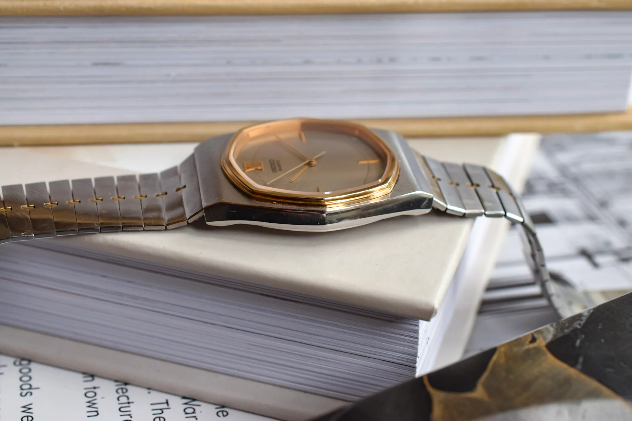 1982 Seiko Two Toned Hex - Image 5